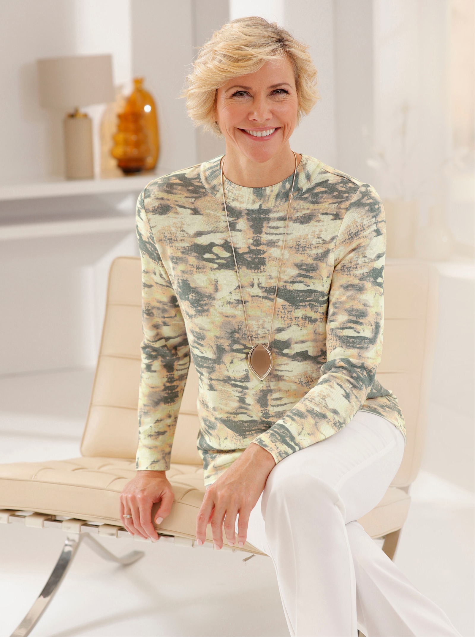 Stehkragenpullover mit bedrucktem Strick - schlamm-vanille-bedruckt