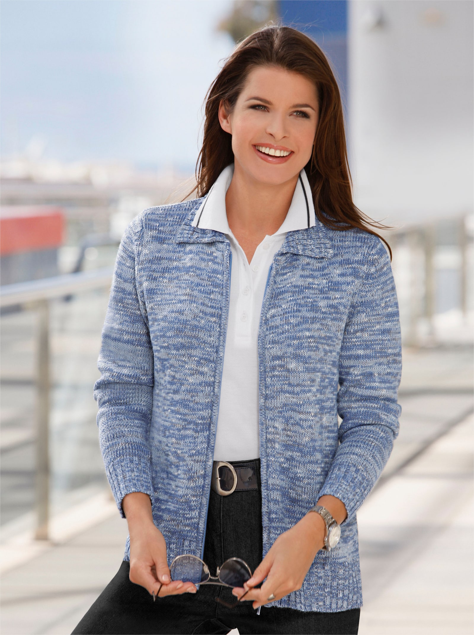 Strickjacke aus Melangegarn - blau-meliert