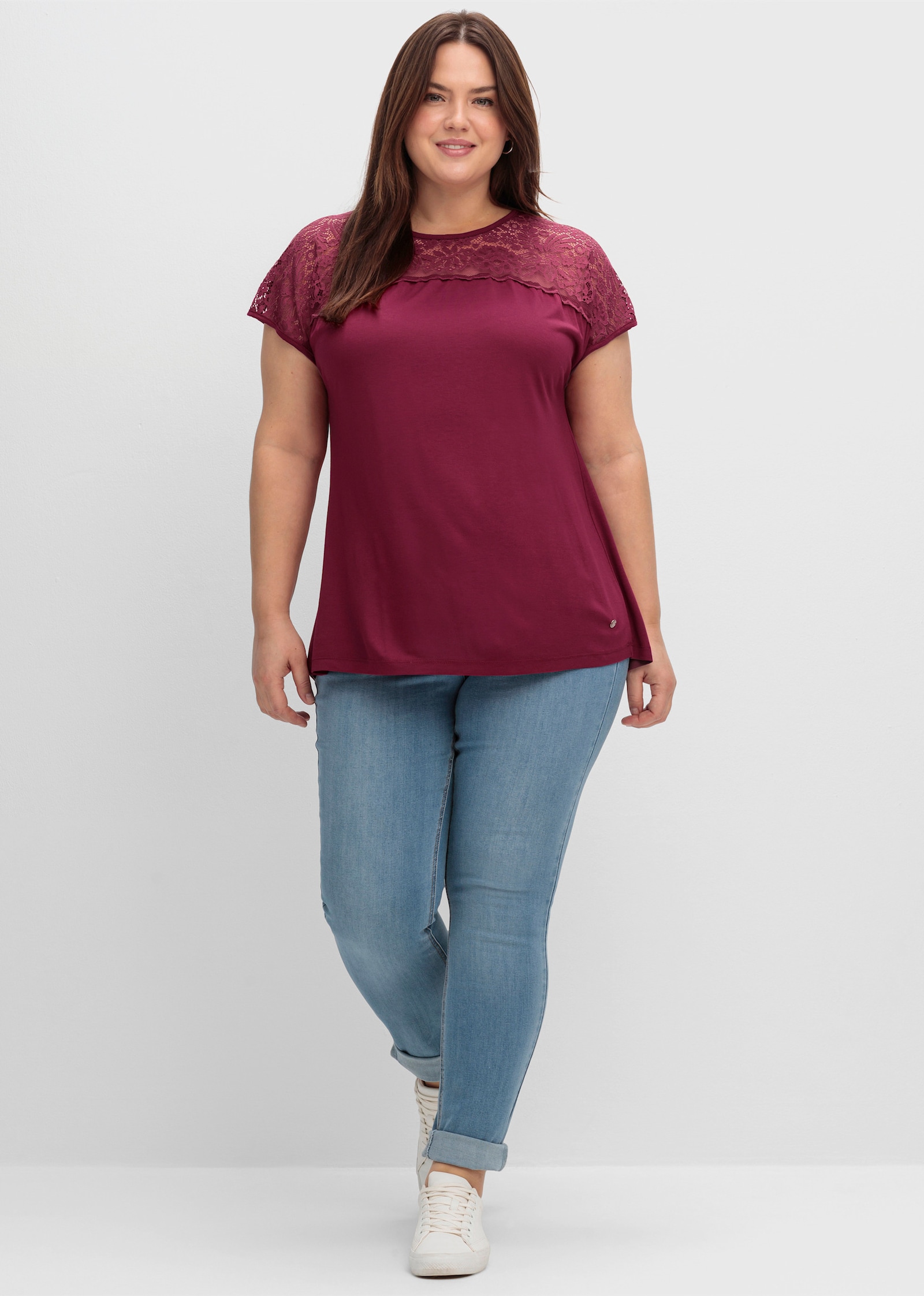 sheego Spitzenshirt in A-Linie - beere