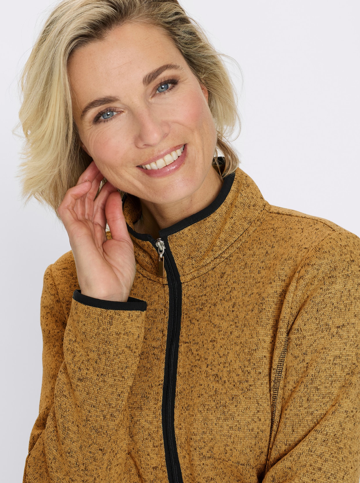 Strickfleecejacke mit elastischen Paspel-Abschlüssen - ocker-schwarz-gemustert