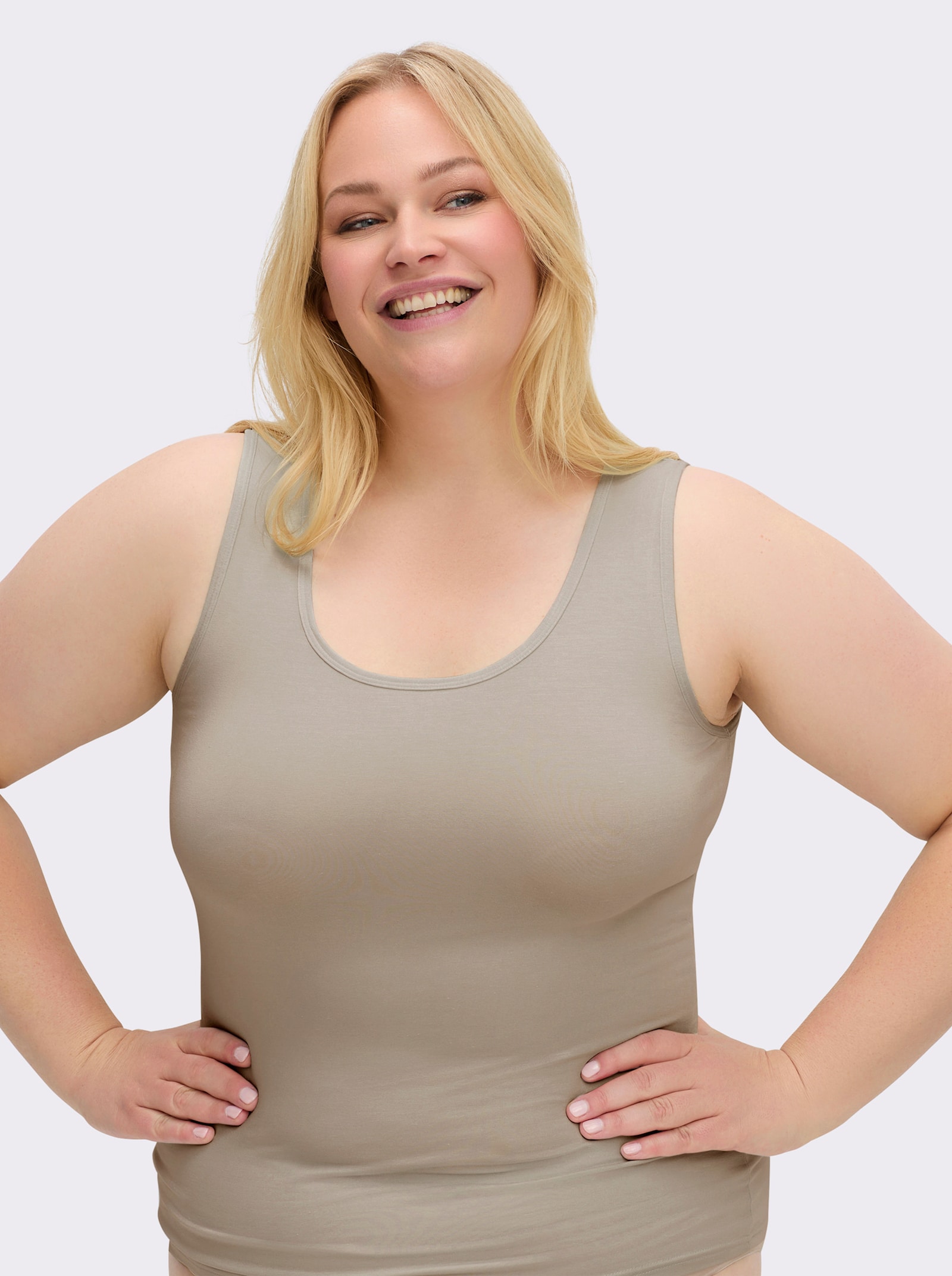 wäschepur Achseltop mit breiten Trägern - sand