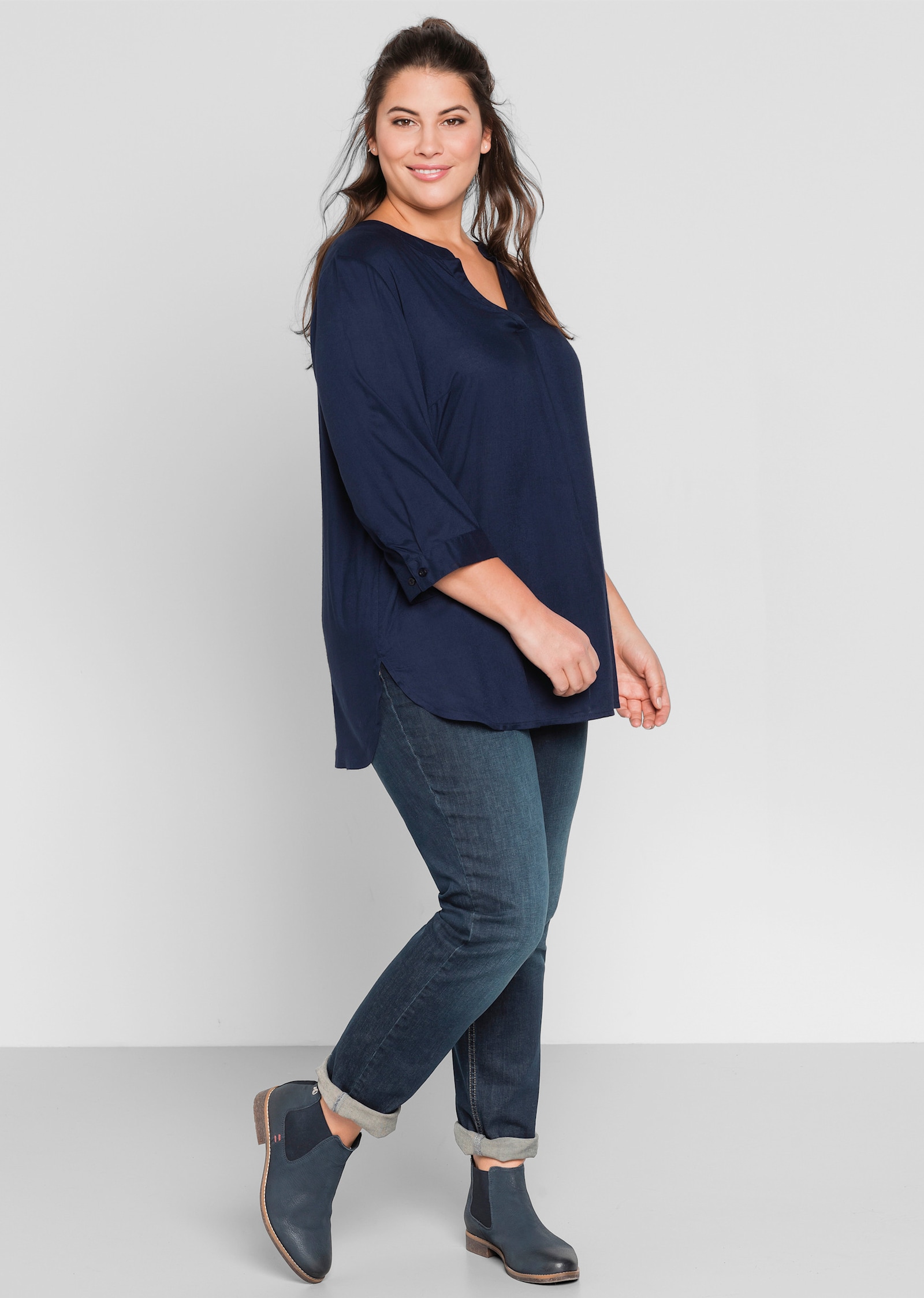 sheego Tunika mit dekorativer Falte - marine