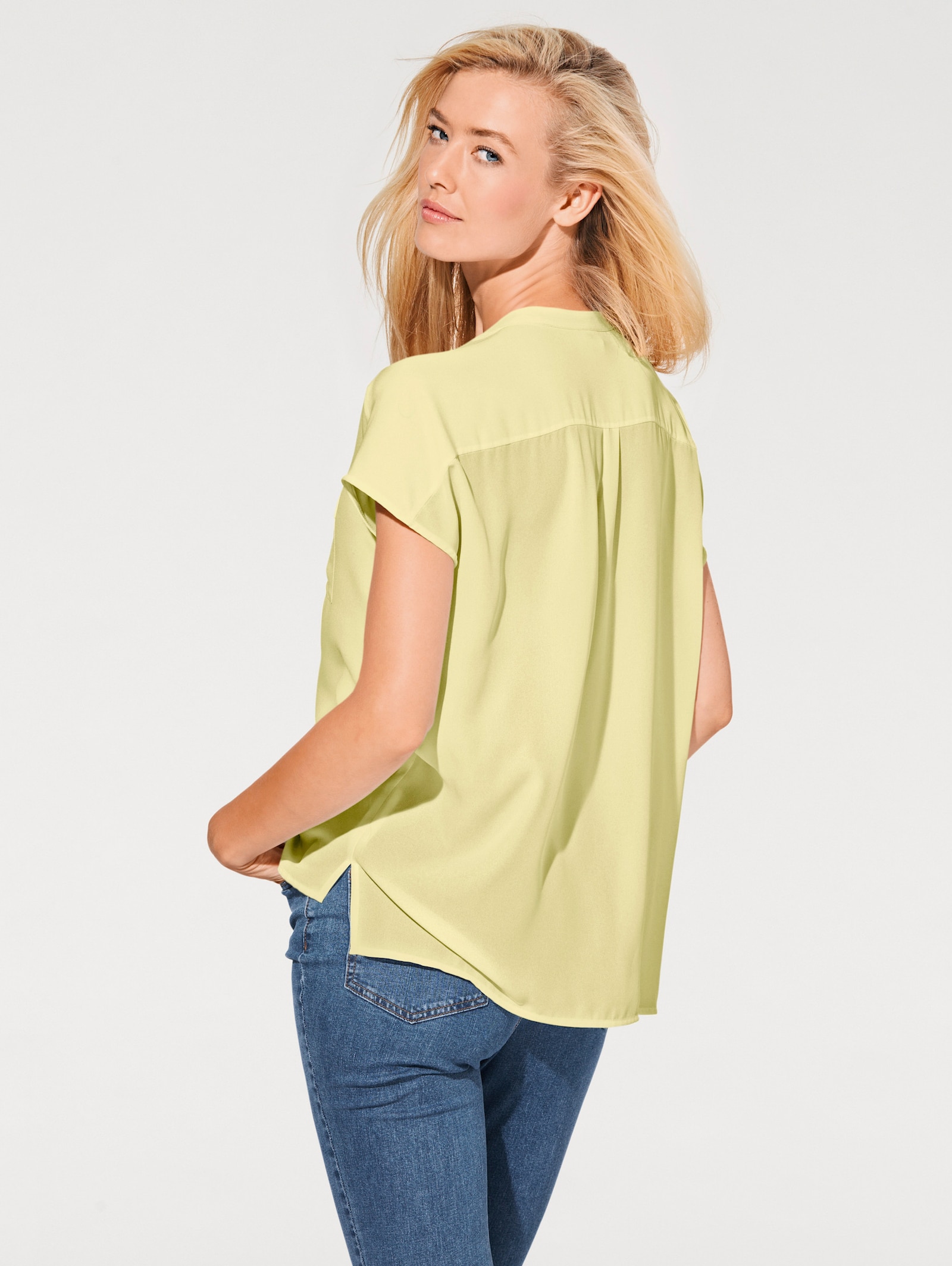 heine Kurzarm-Bluse in Oversize-Passform - pastellgelb