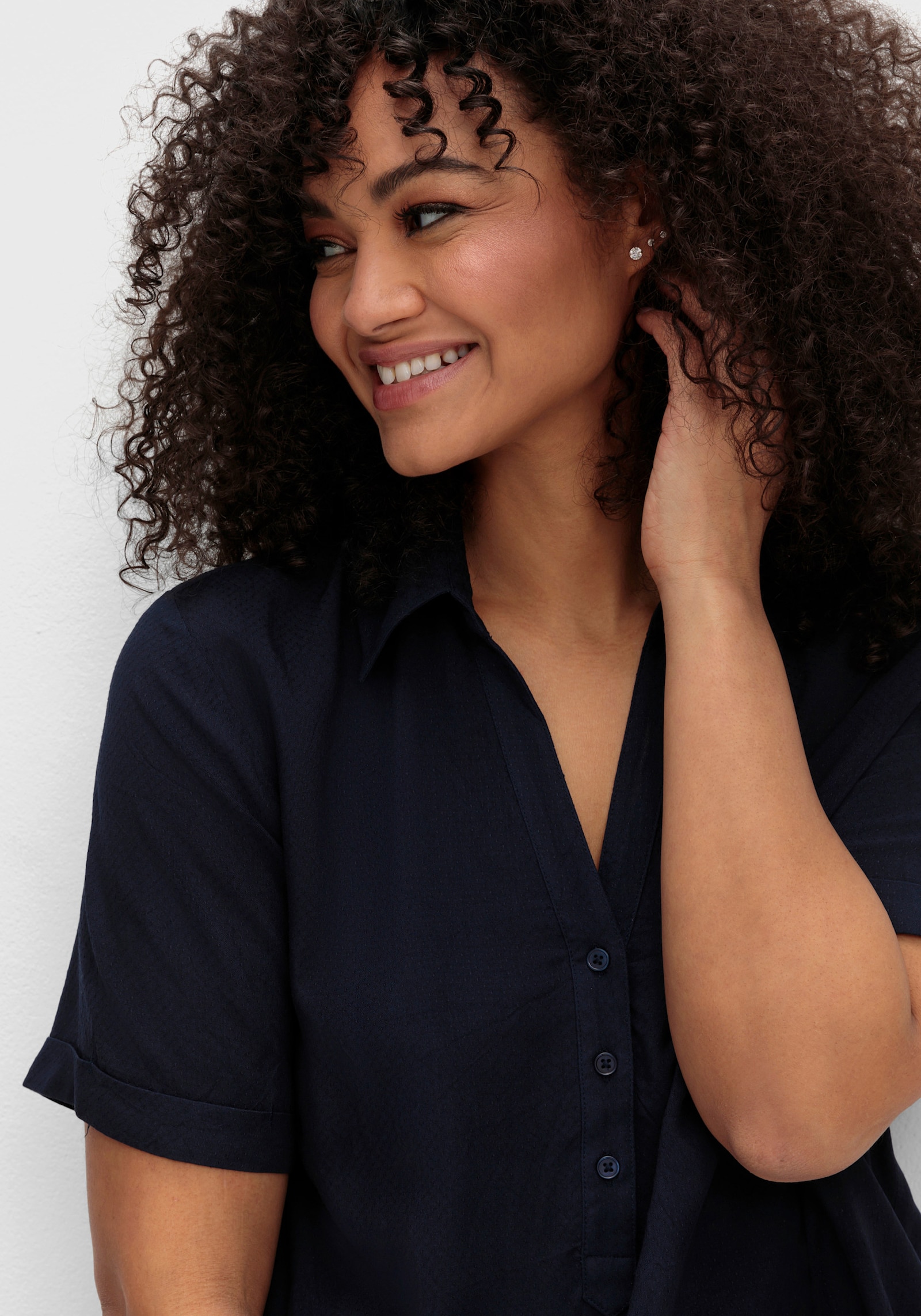 sheego Tunika mit offenem Hemdkragen - tiefblau