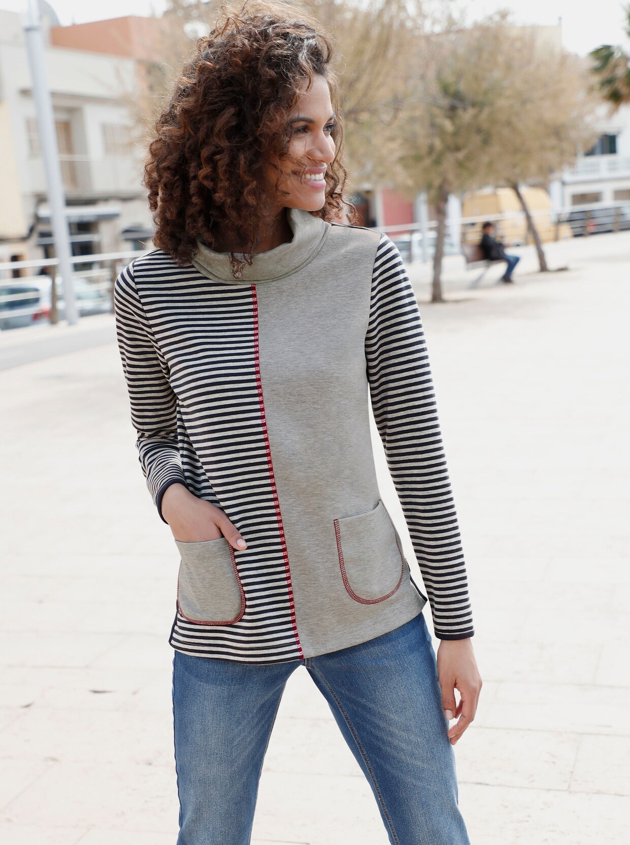 Sweat-shirt - gris à rayures