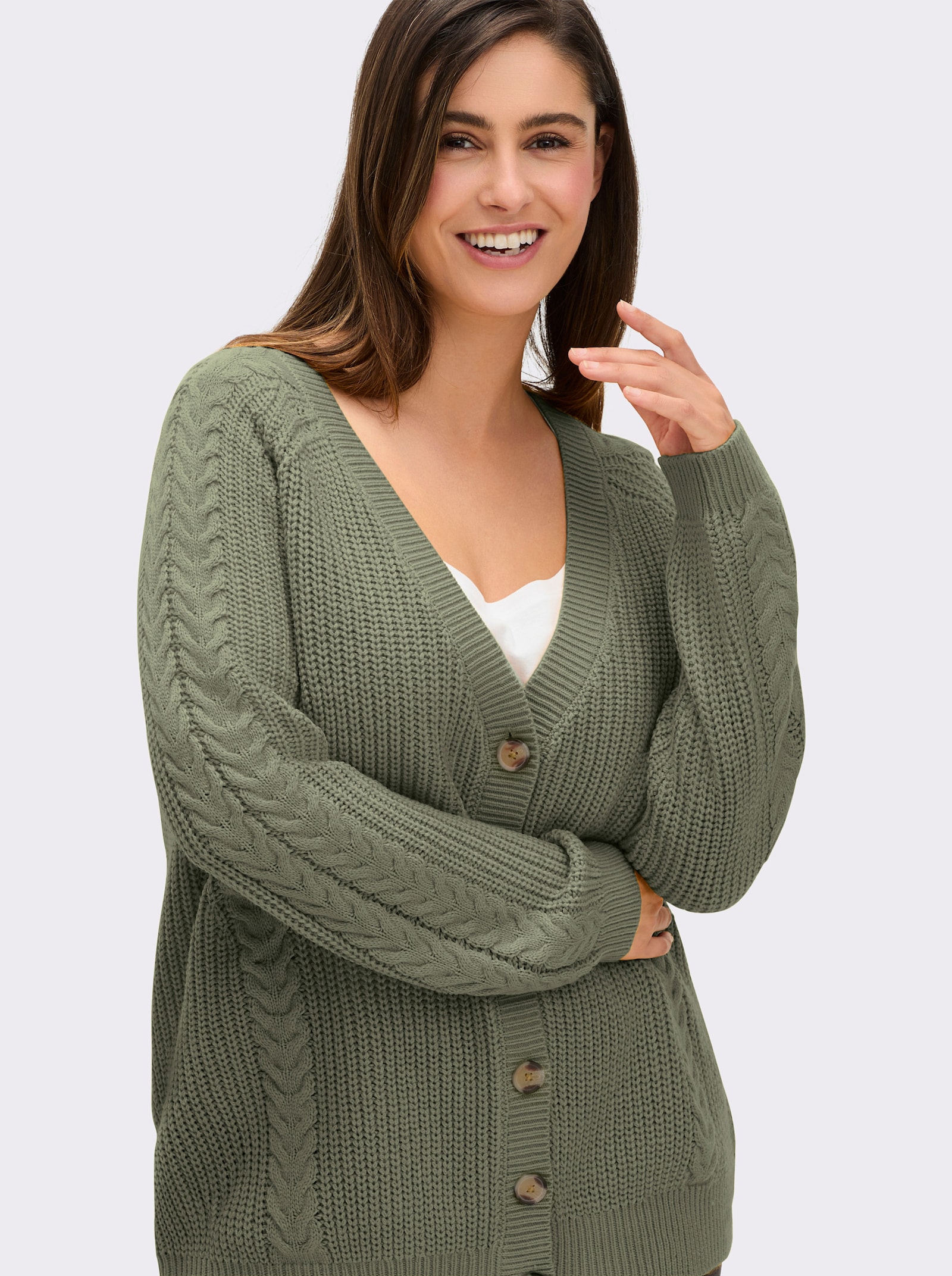 Strickjacke mit Zopfmuster - khaki