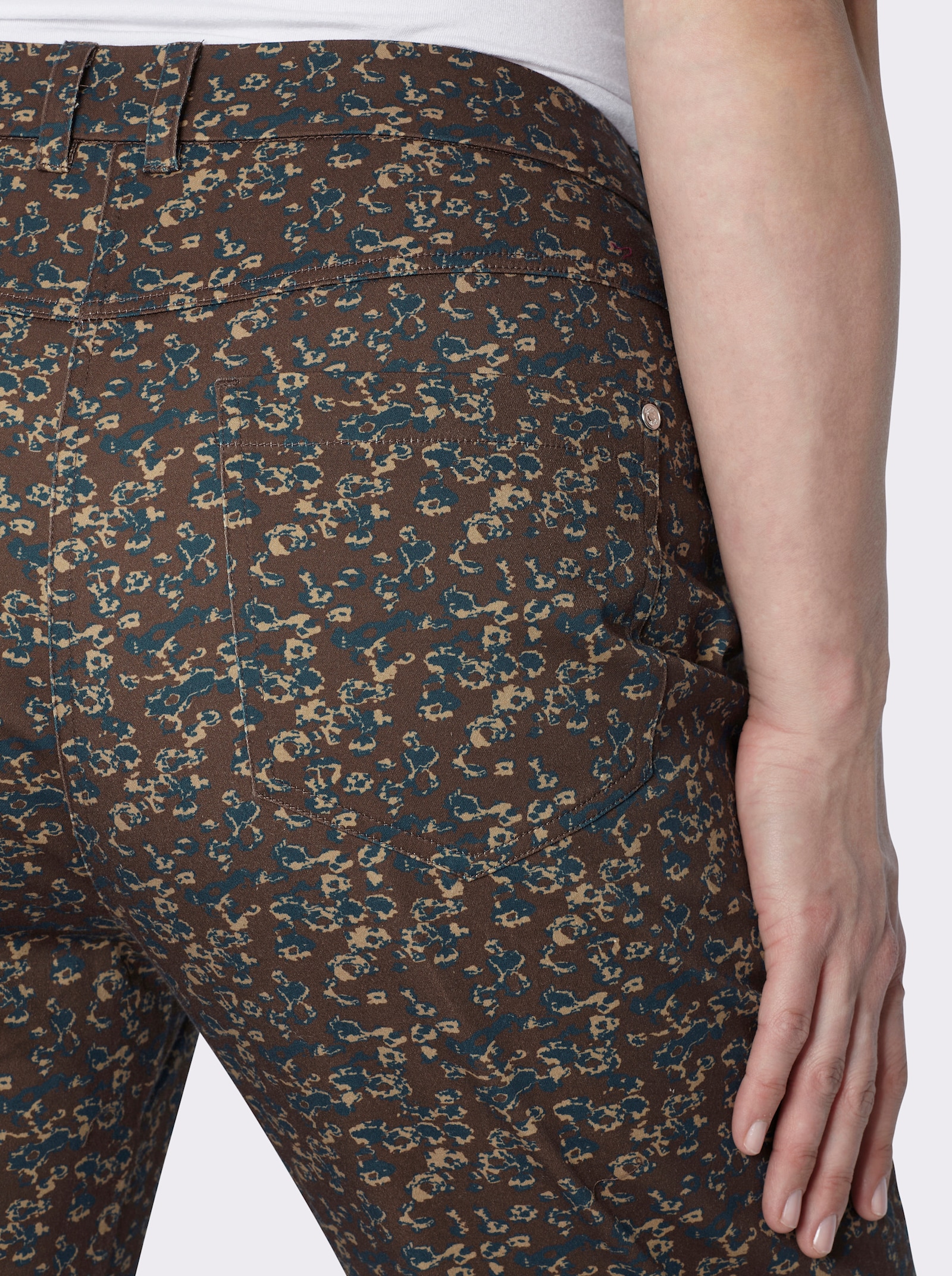 sheego Bootcuthose mit modernem Minimal-Print - schoko-camel-bedruckt