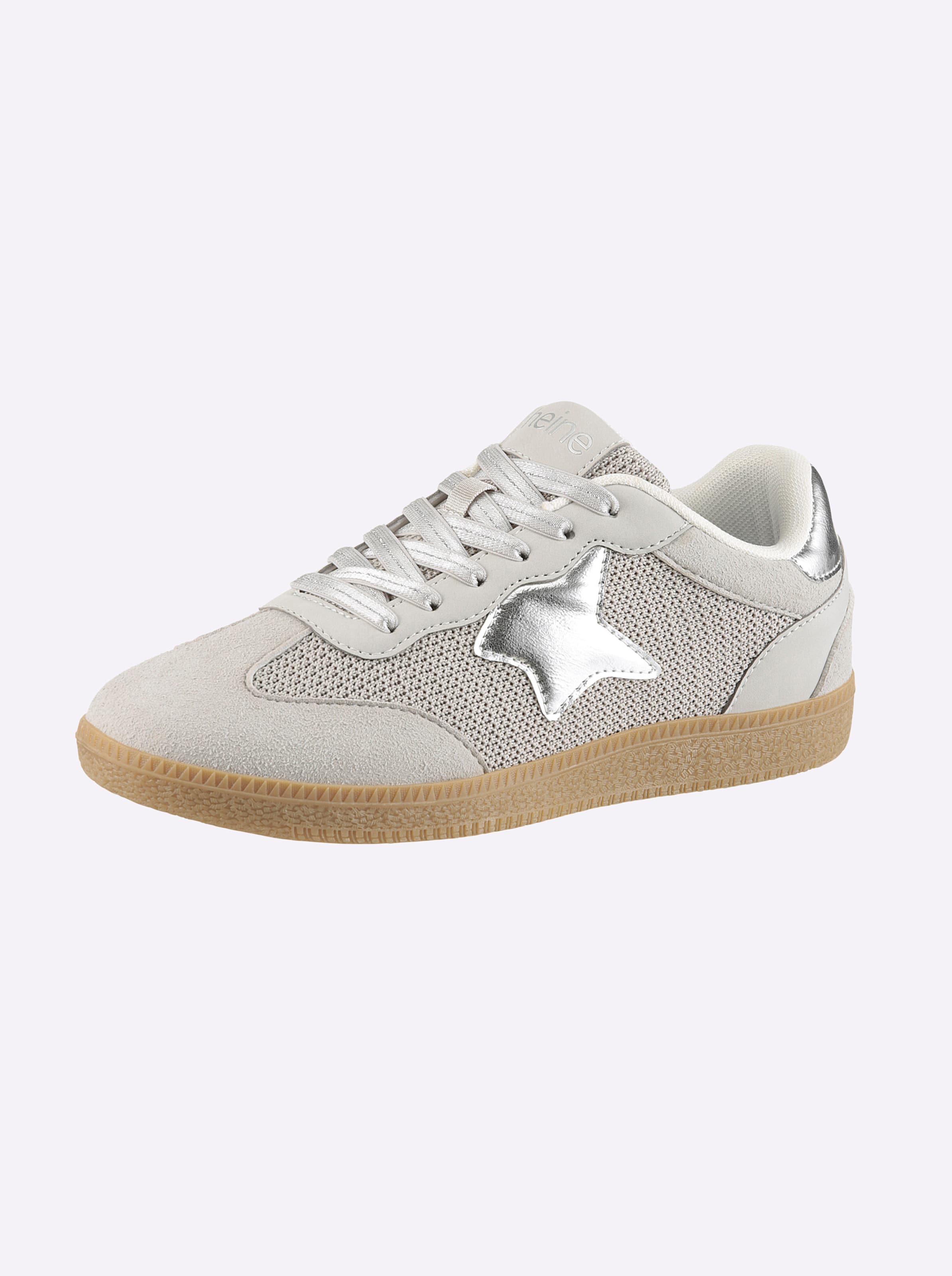 Sneaker