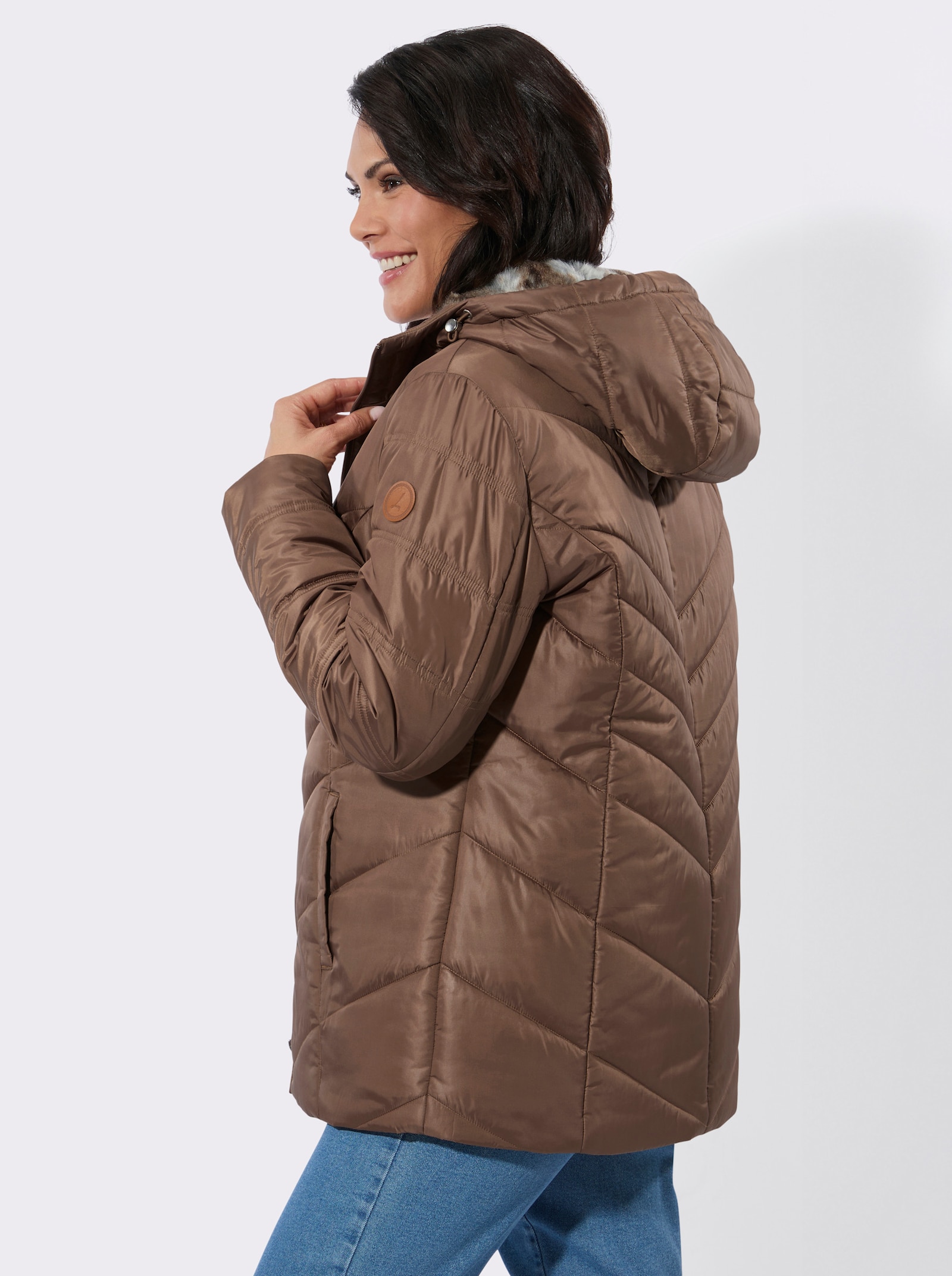 Steppjacke mit Zippertaschen - braun