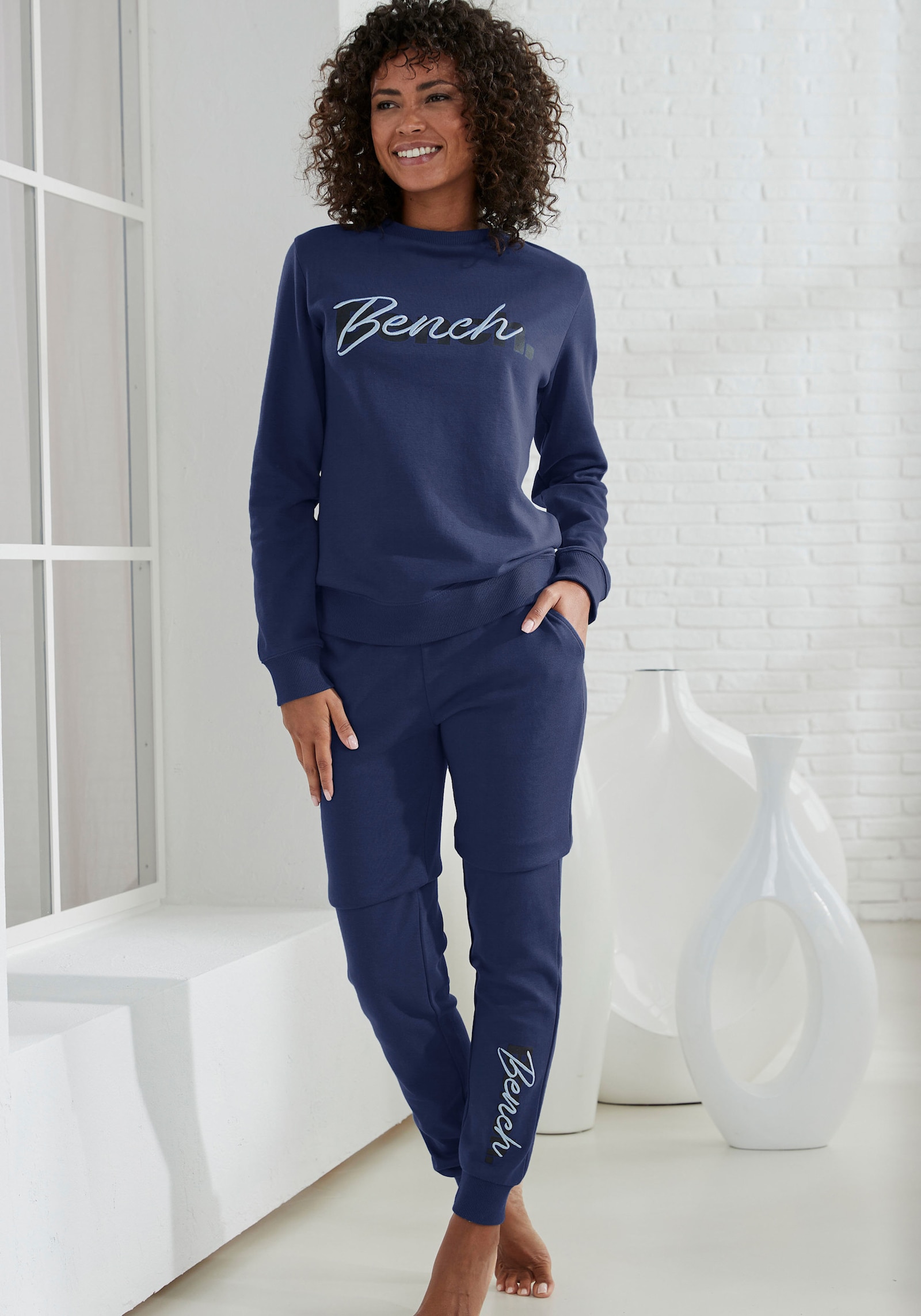 Bench. Loungewear Sweatshirt - navy