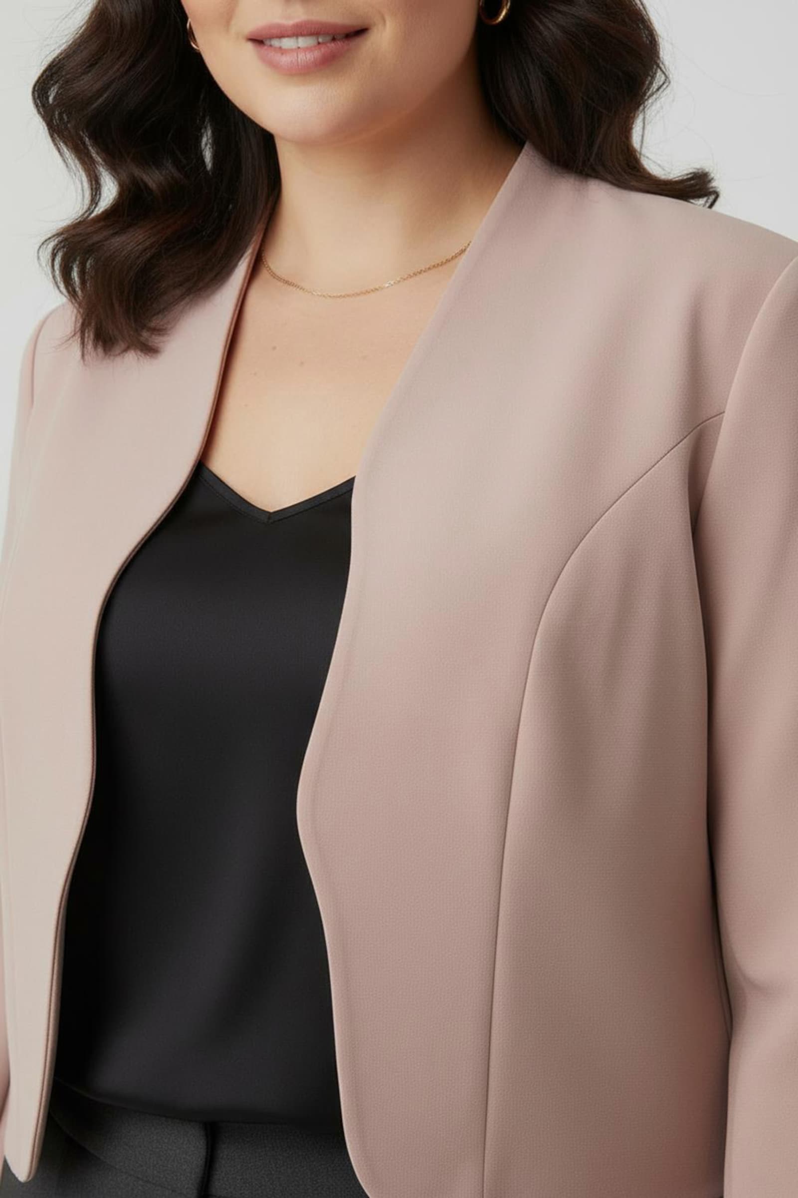 Bolerojacke mit Wellenabschluss, Stehkragen - puder