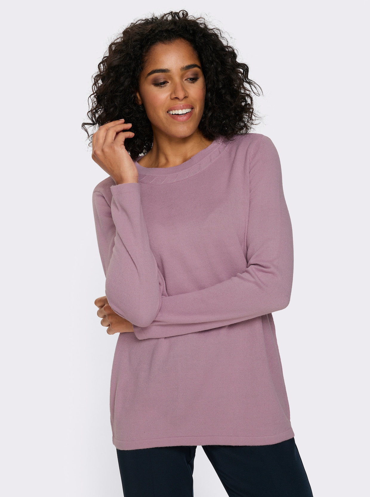 Langarm-Pullover mit Zopfmuster am Ausschnitt - mauve