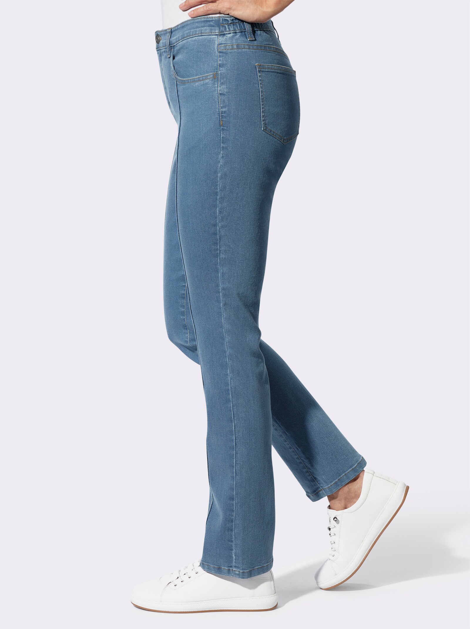 Jeans mit streckender Biese - blue-bleached