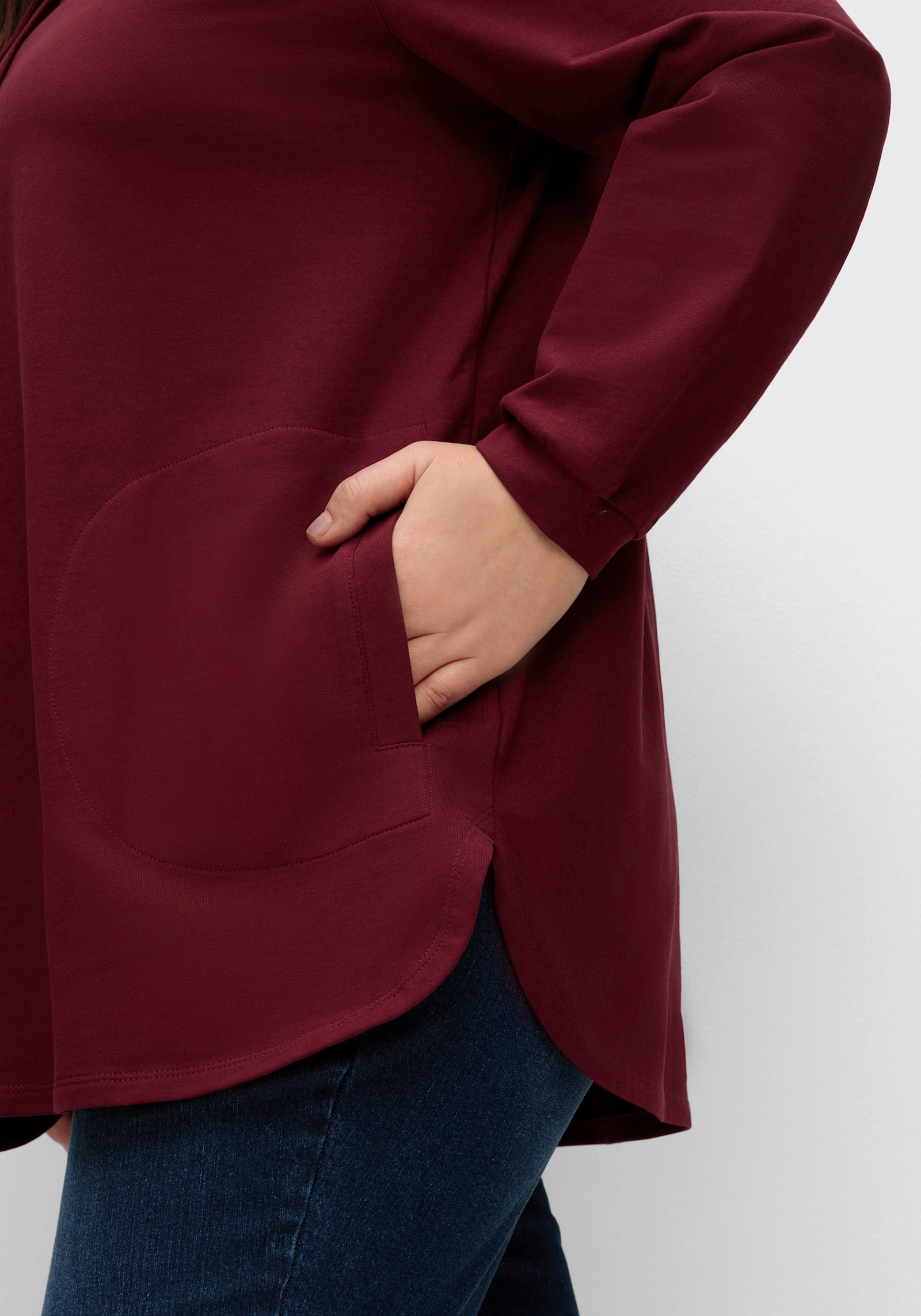 sheego Sweatshirt mit weitem Stehkragen - weinrot