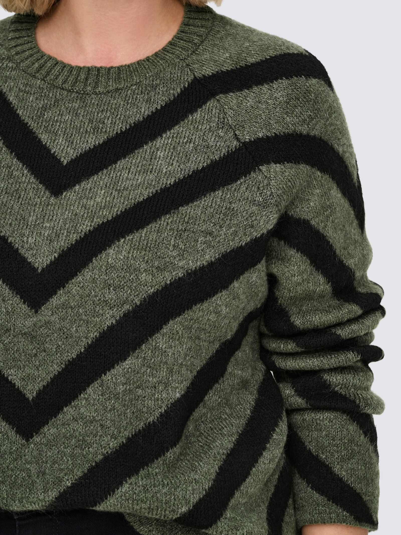 ONLY CARMAKOMA Strickpullover - lizard detail:w /black