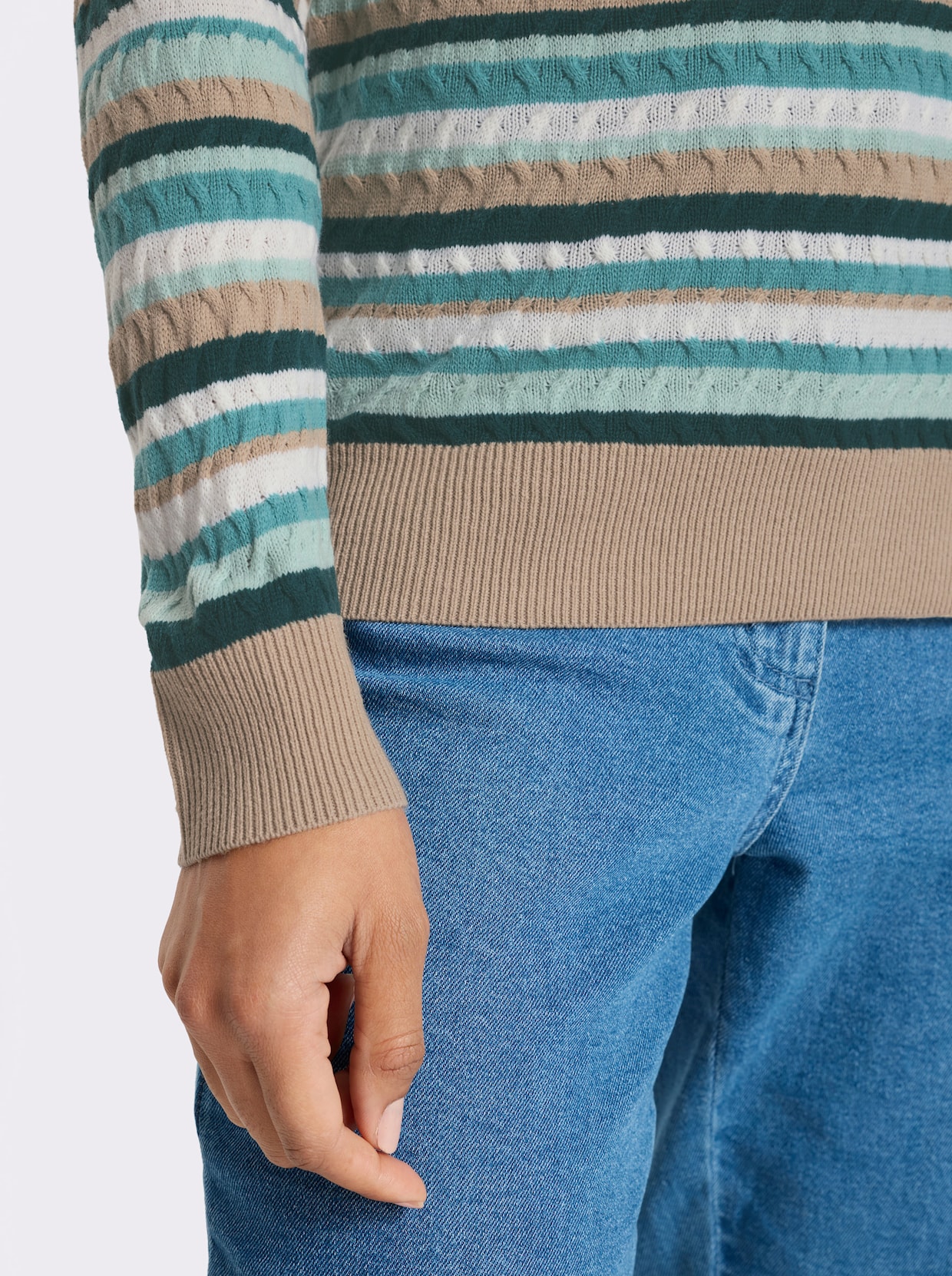 Rundhalspullover mit Zopfmuster im Ringel-Dessin - ozean-kalkmint-geringelt