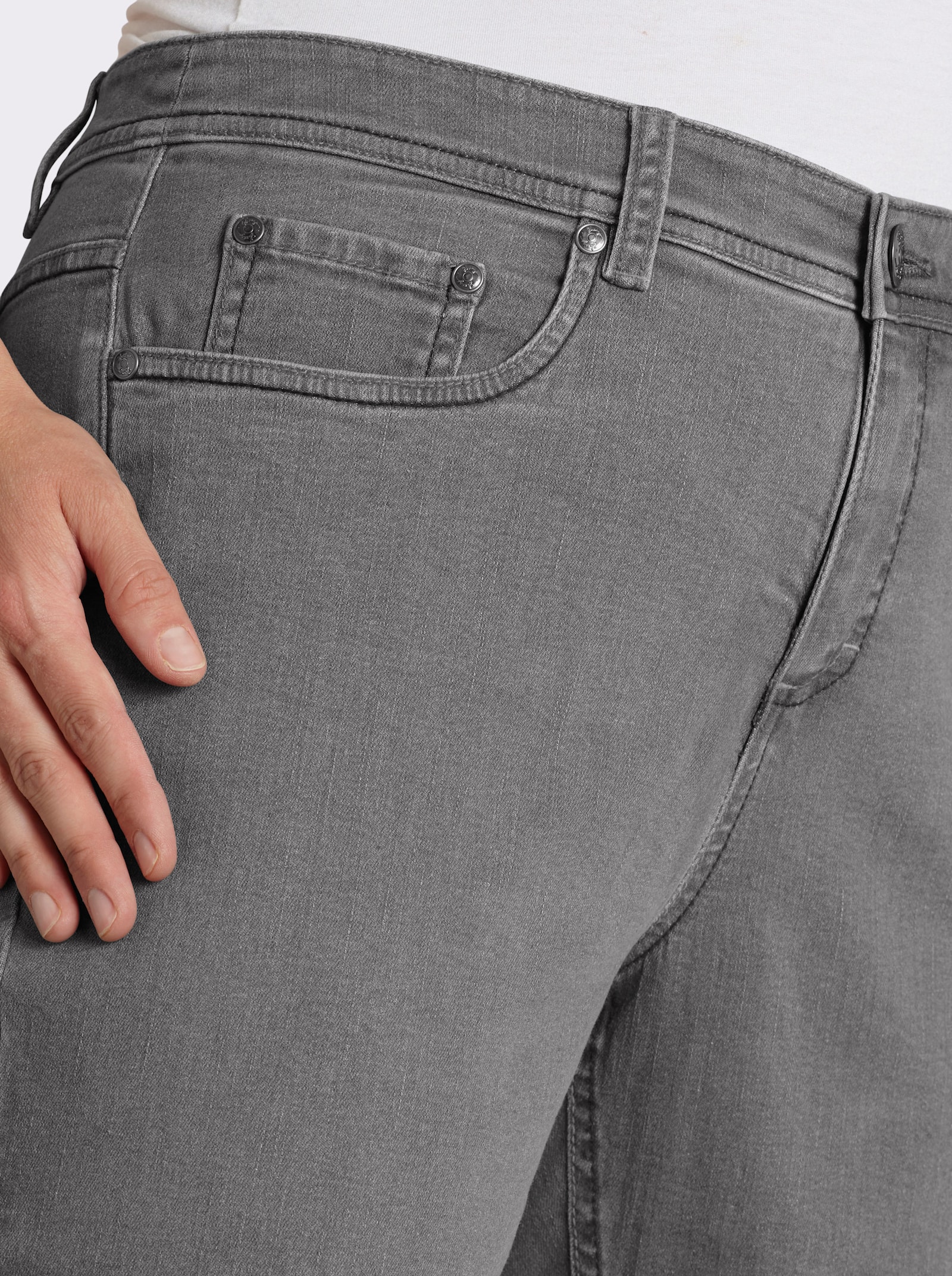 sheego Jeans mit moderner Waschung - light grey-denim