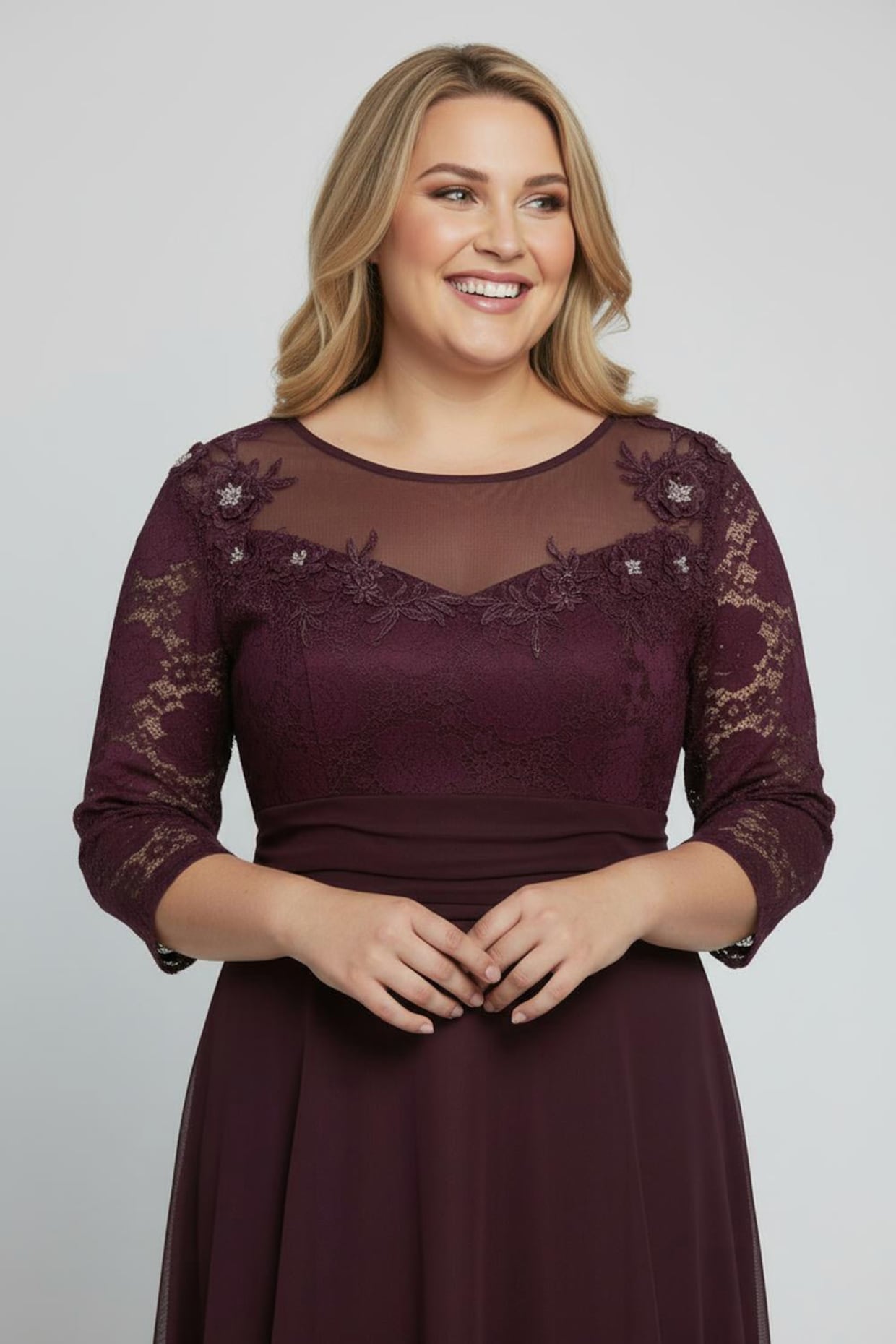 Cocktailkleid mit Spitze und Glitzersteinchen - burgund