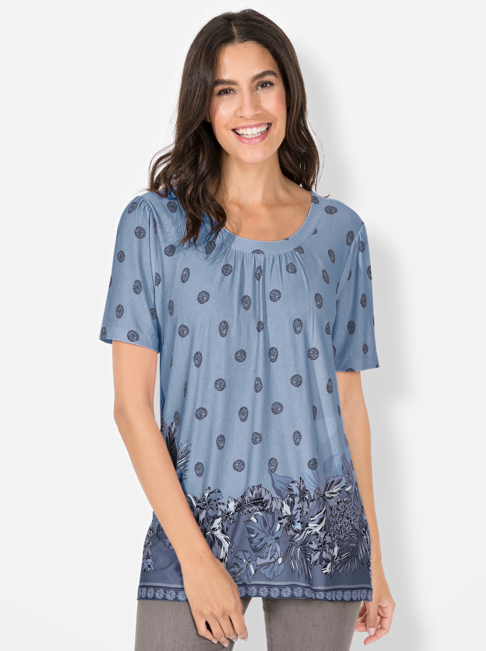 Tuniekshirt met rimpeling bij de hals - lichtblauw geprint