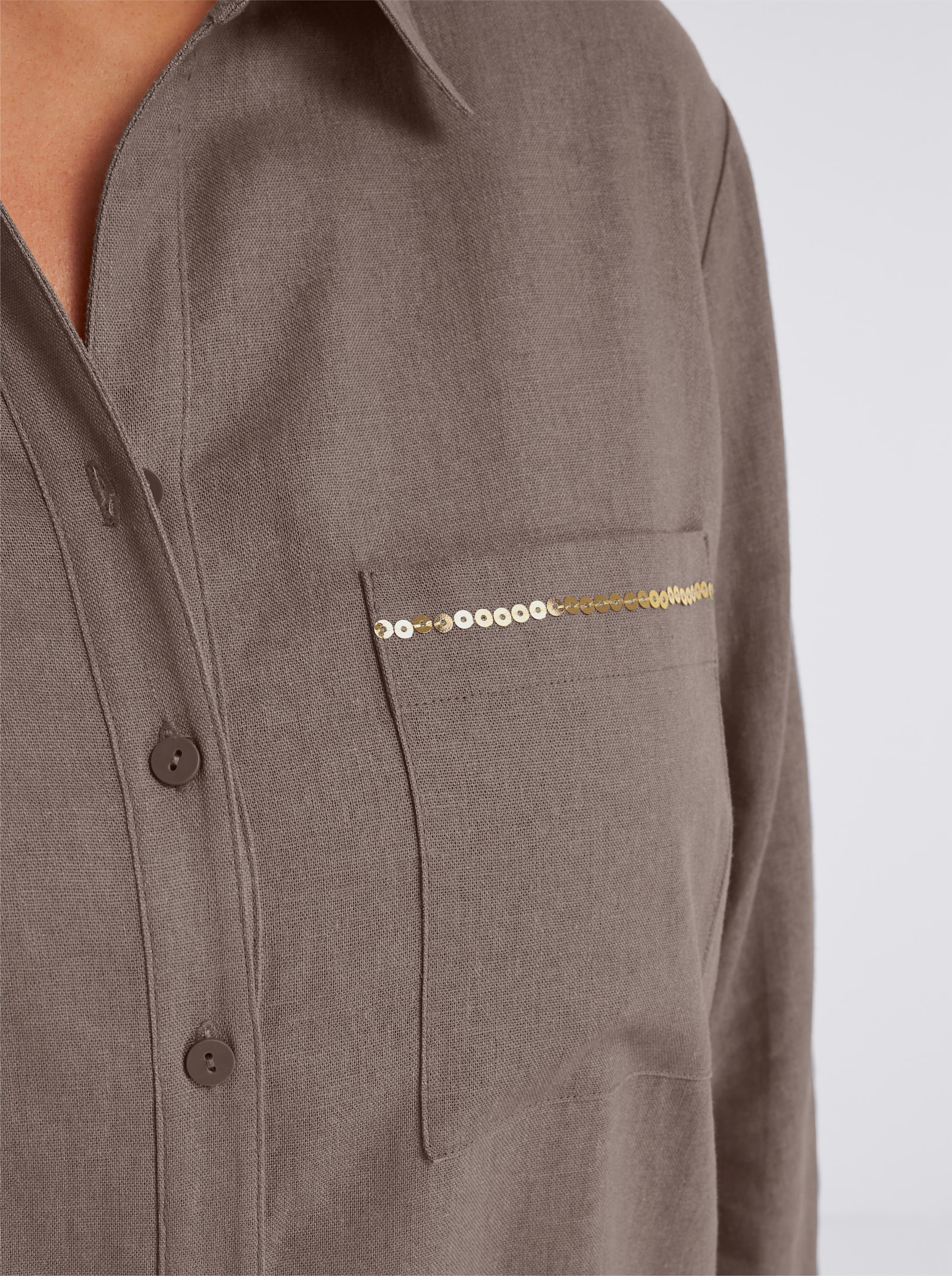 sheego Leinenbluse mit Pailletten an der Brusttasche - dunkeltaupe