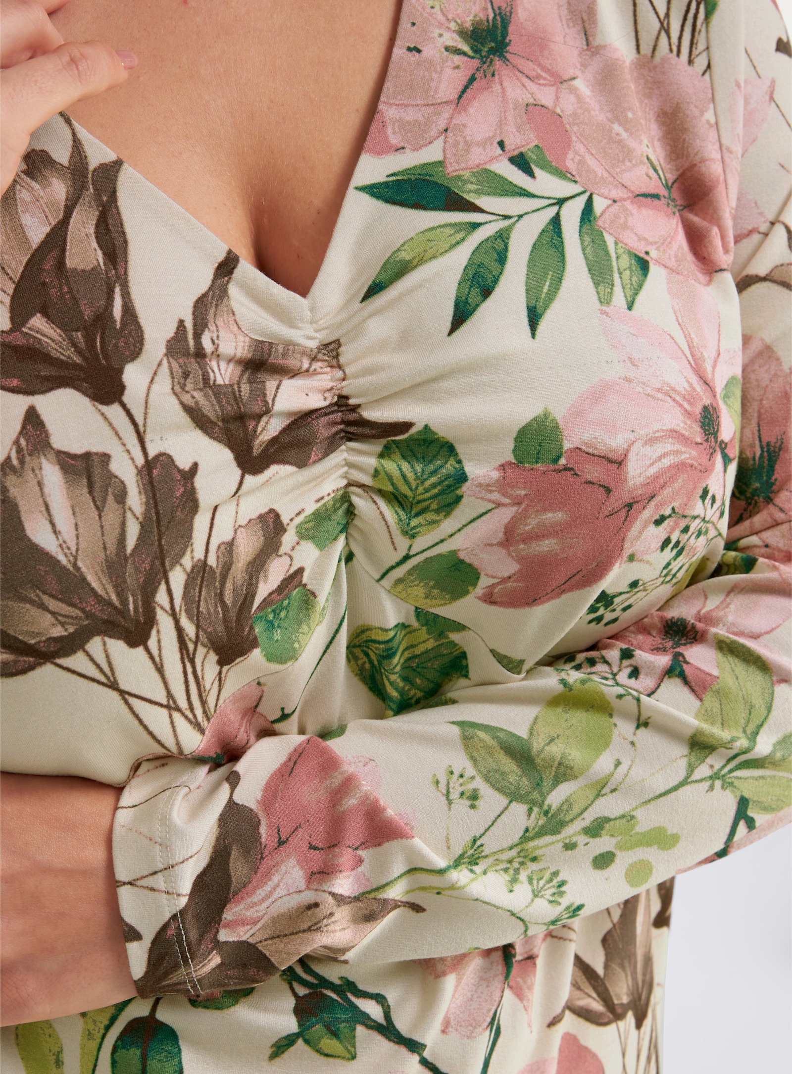 sheego Langarmshirt mit doppellagiger Front - champagner-puder-bedruckt