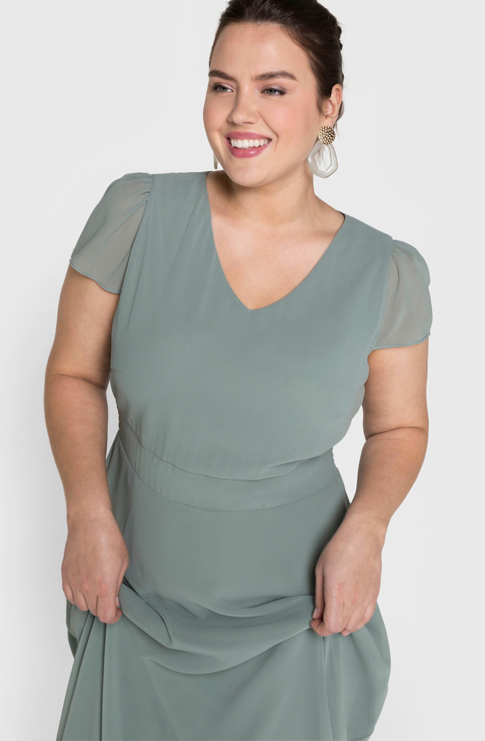 sheego Abendkleid mit Flügelärmeln - eukalyptus