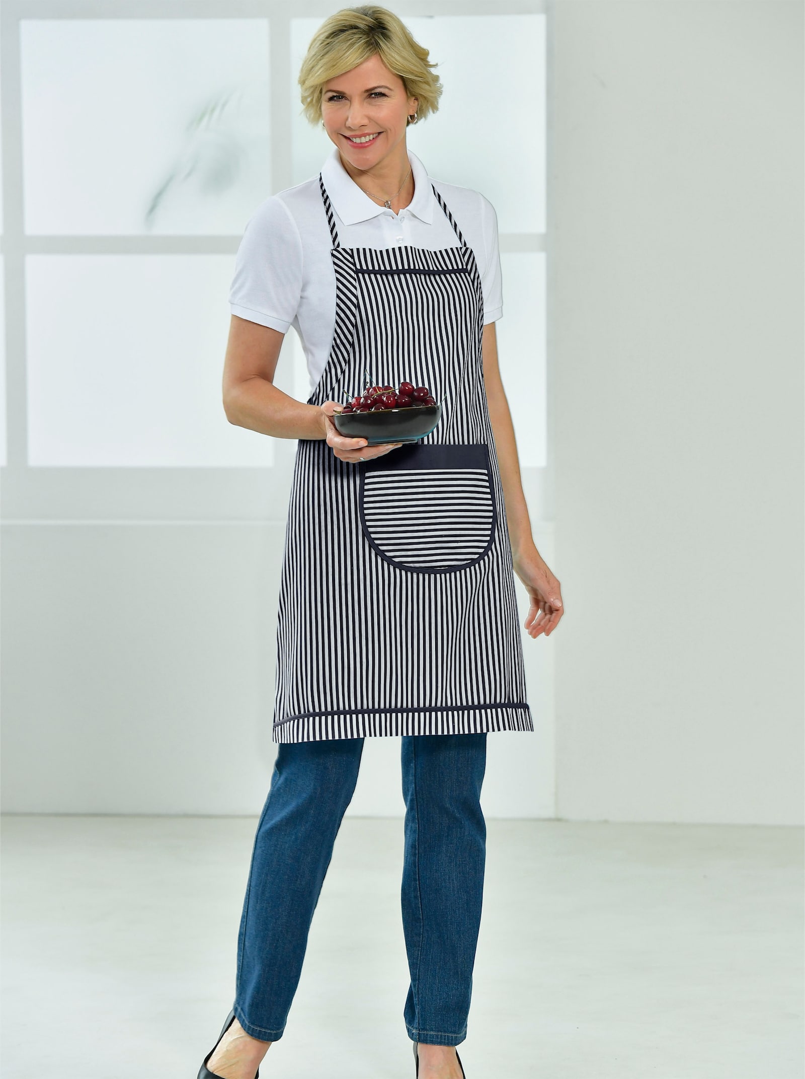 Zástera, náprs., vrecko vpr. - námornícka modrá pásikovaná