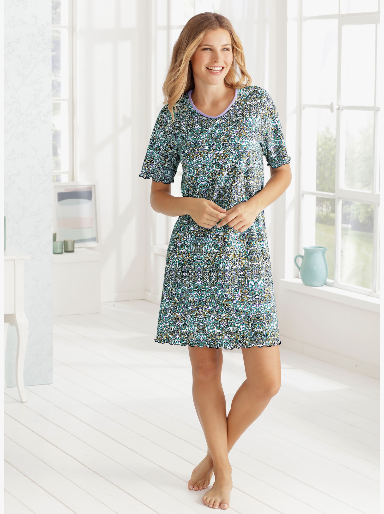 Nattlinne med mönster - blå, tryckt