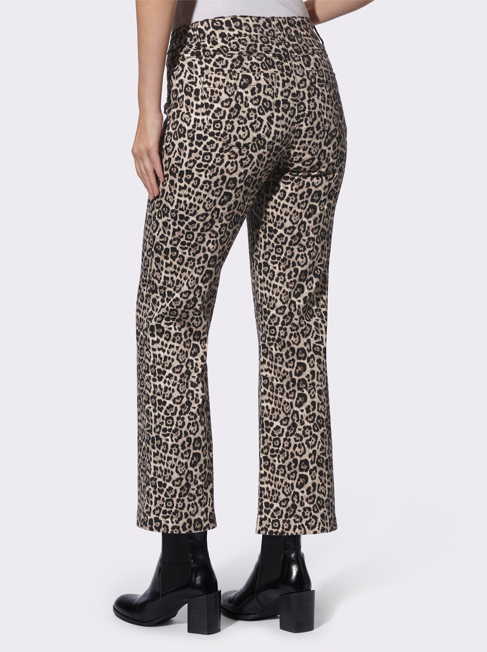 heine Jeans mit Zier-Reißverschlüssen - beige-schwarz-bedruckt