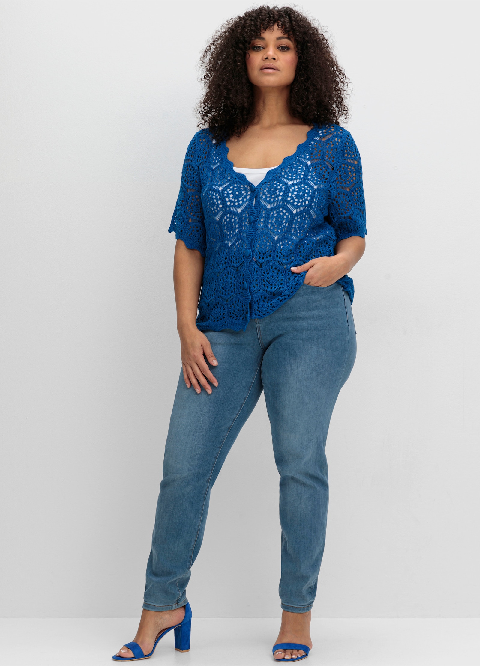 sheego by Joe Browns Ajourstrickjacke mit kurzem Arm - kobaltblau