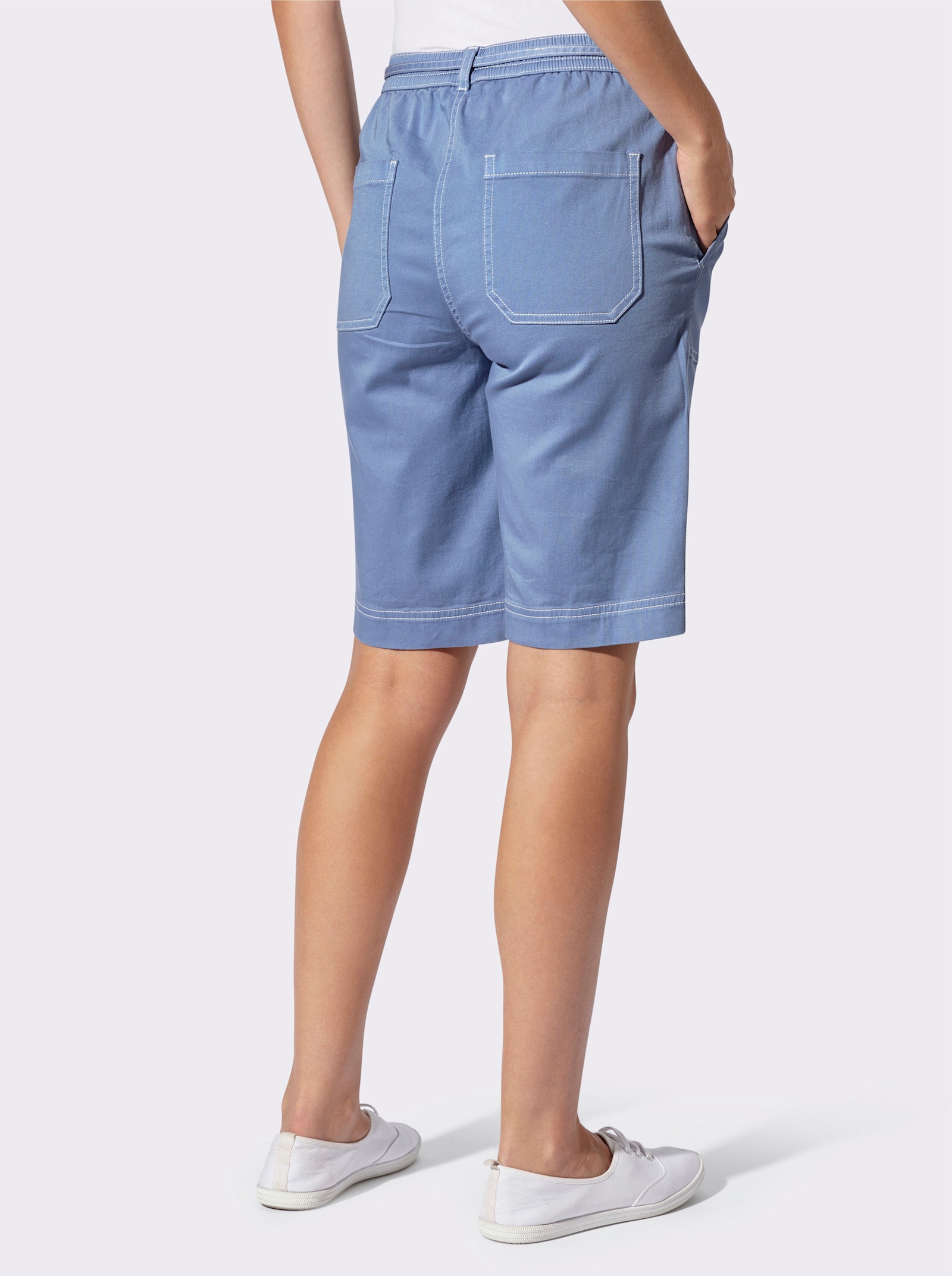 Jeansbermudas in Schlupfform, mit Bindegürtel - taubenblau