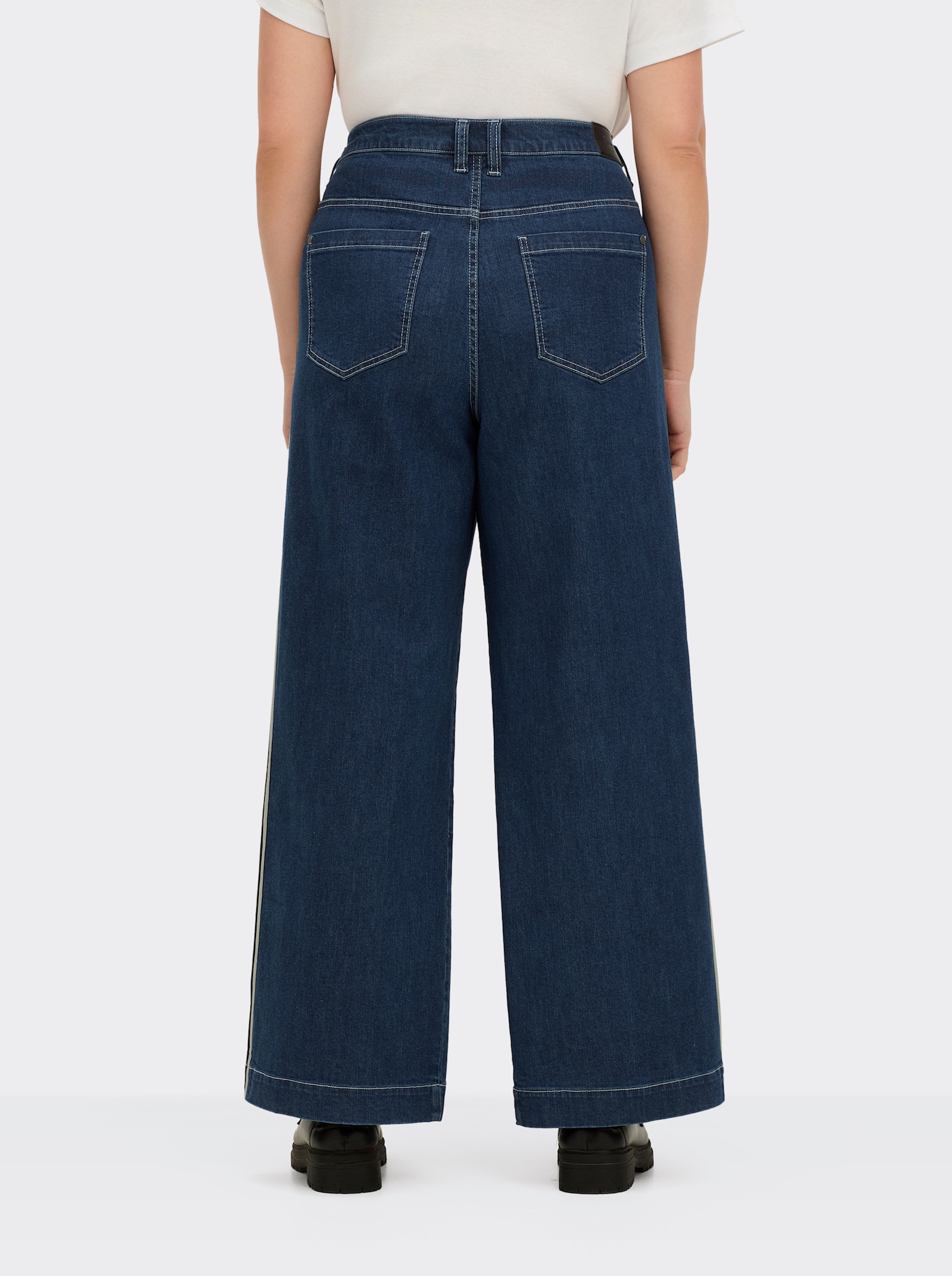 sheego Jeans mit weitem Bein und Galonstreifen - blue-stone-washed