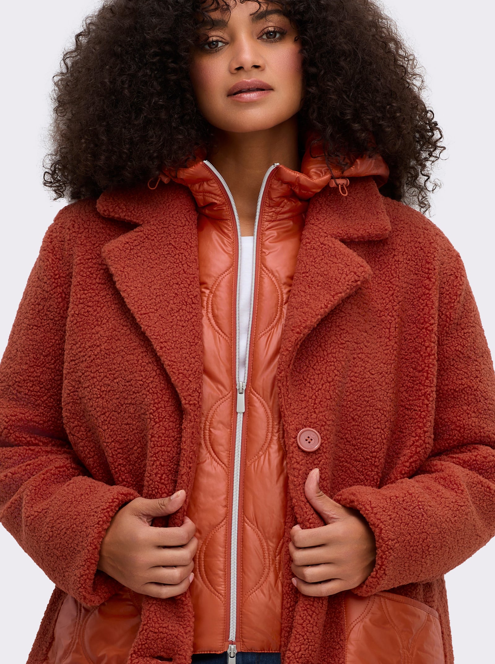 sheego Fleecemantel in 2-in-1-Optik - rostrot