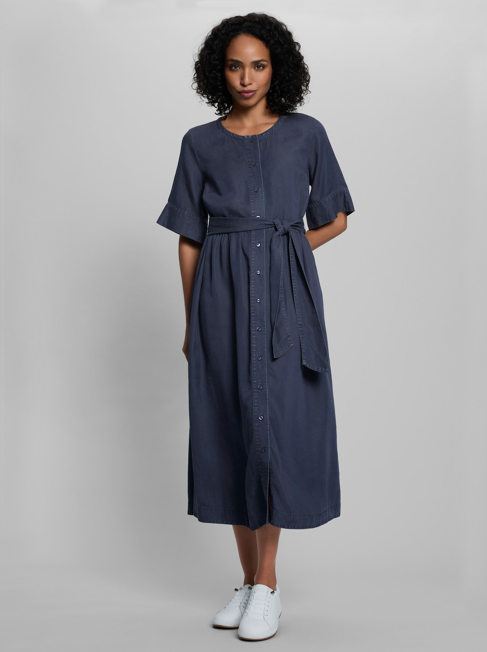 heine Sommerkleid mit Bindegürtel - dark blue