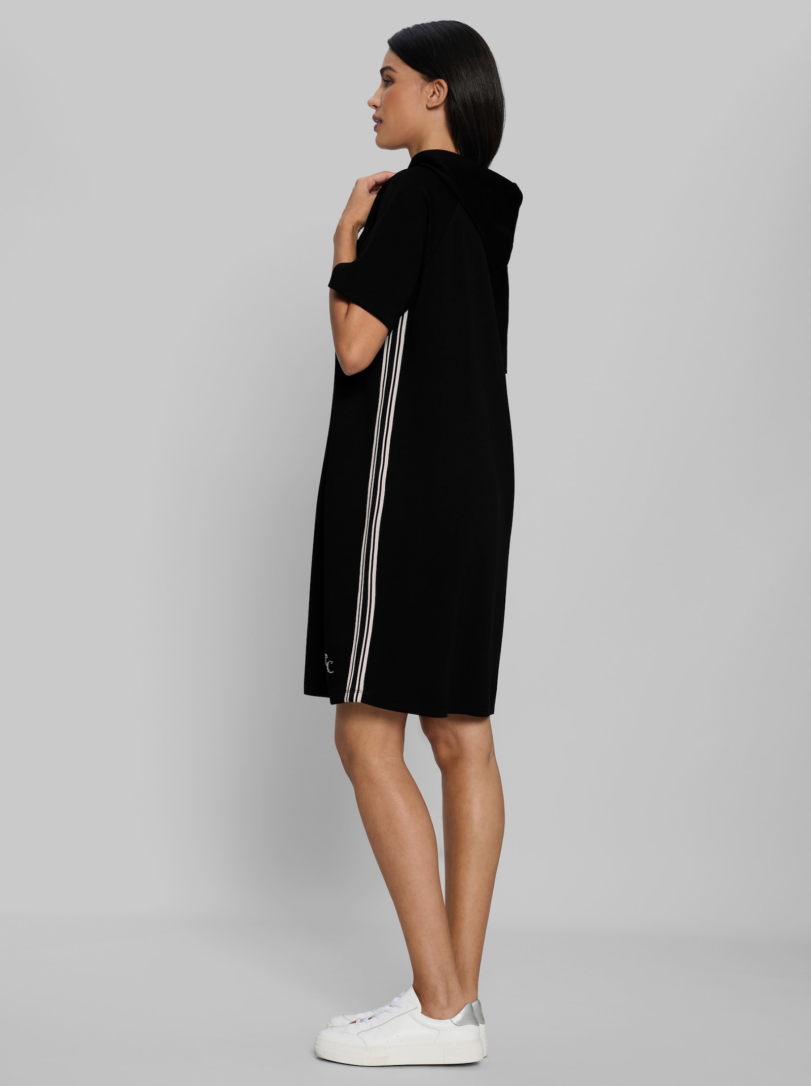 heine Sweatkleid mit Glitzer-Details - schwarz