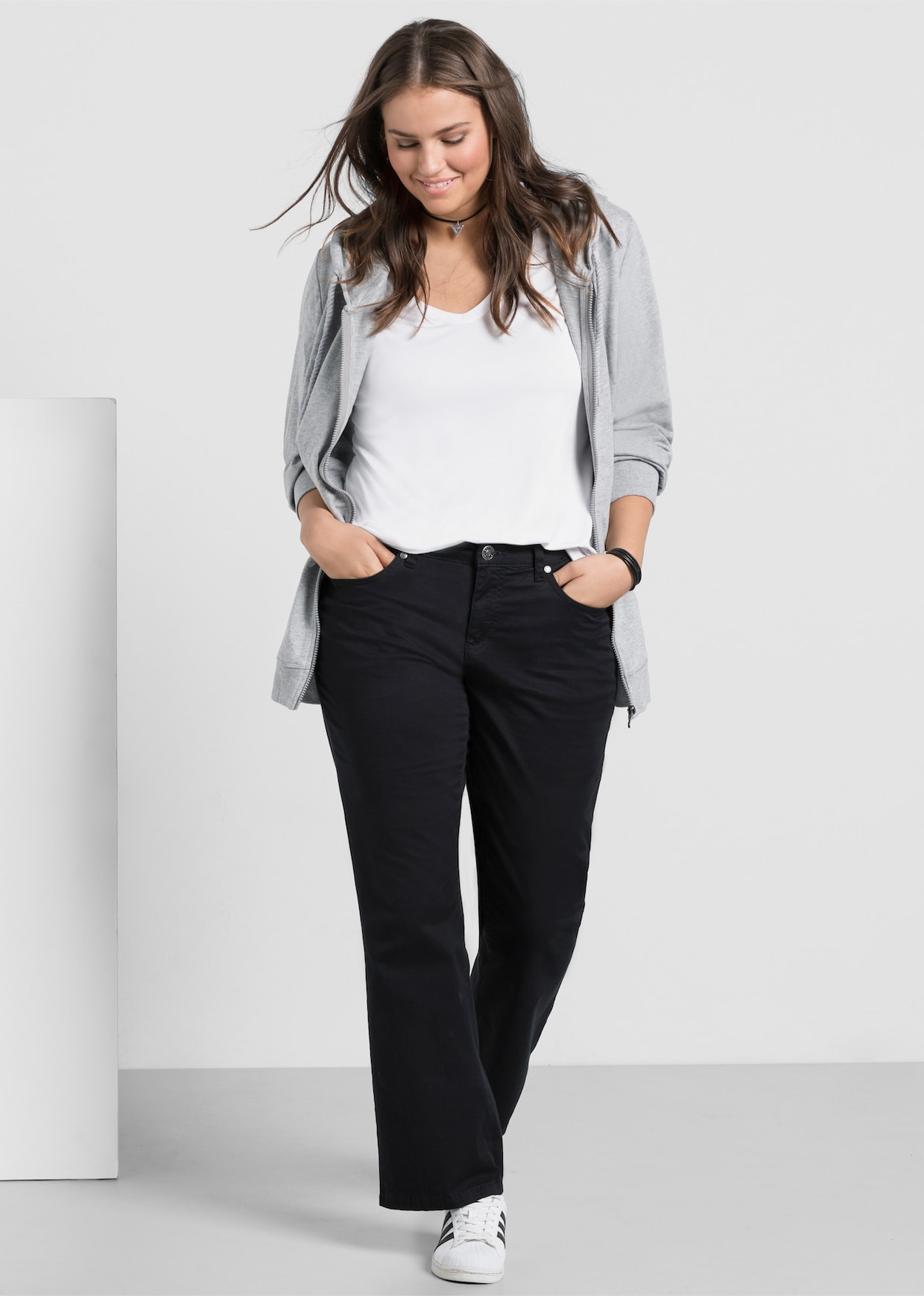 sheego Bootcut broek - zwart