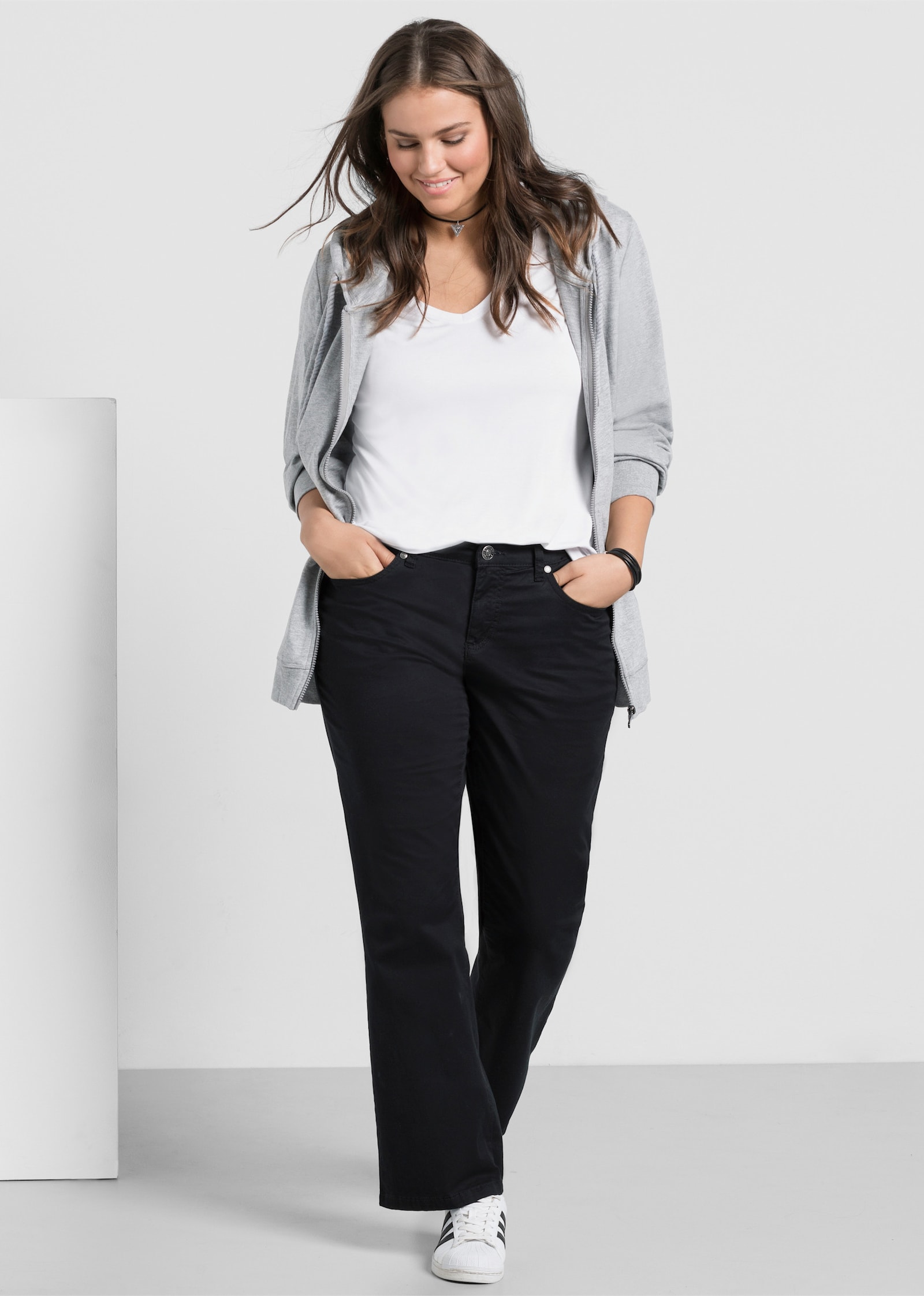 sheego Bootcut broek van katoen-twill - zwart