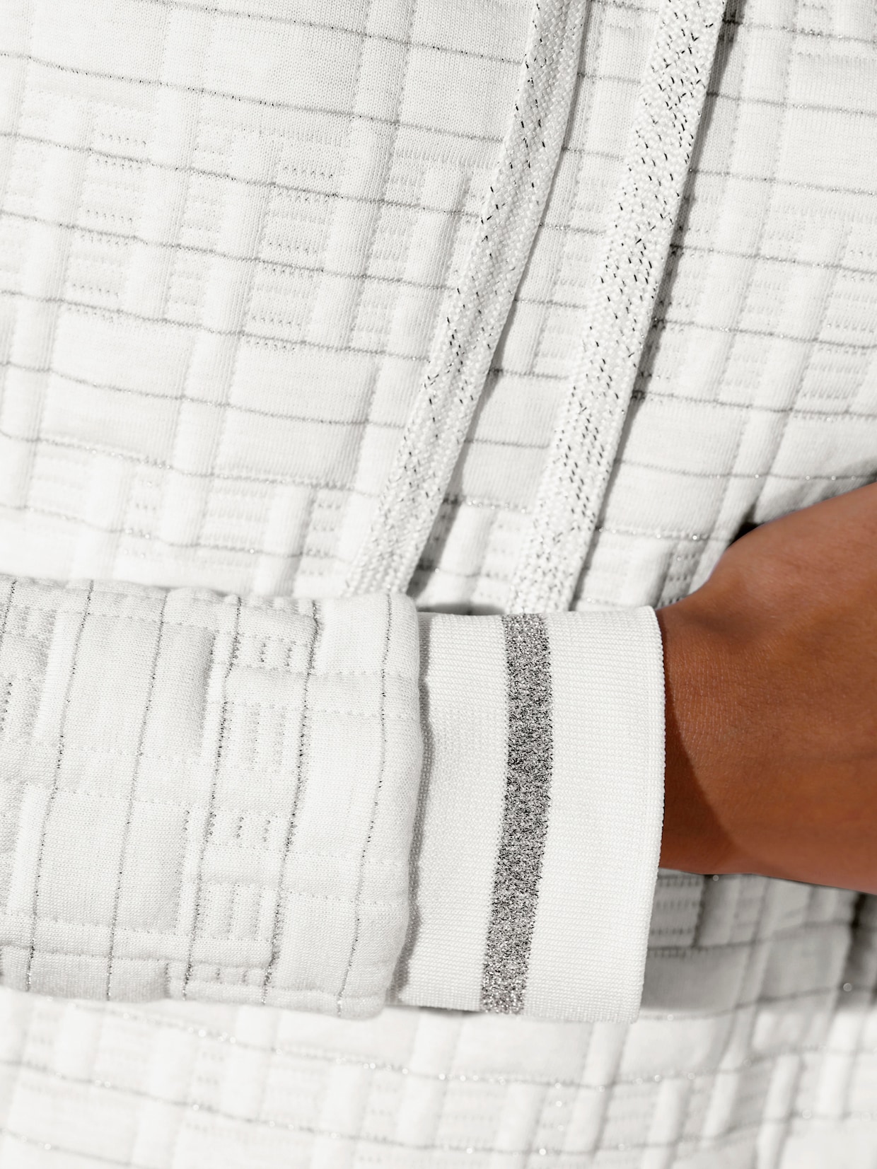 Sweatshirt mit Seitenschlitzen - ecru