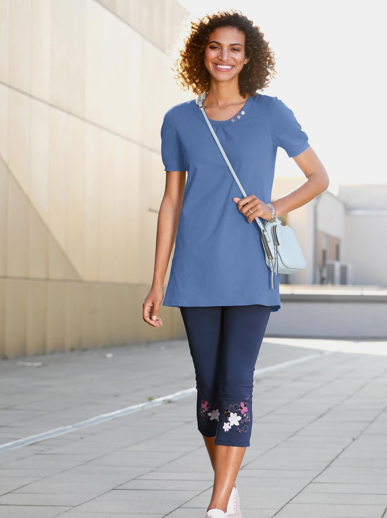 Shirt met ronde hals - korenbloem
