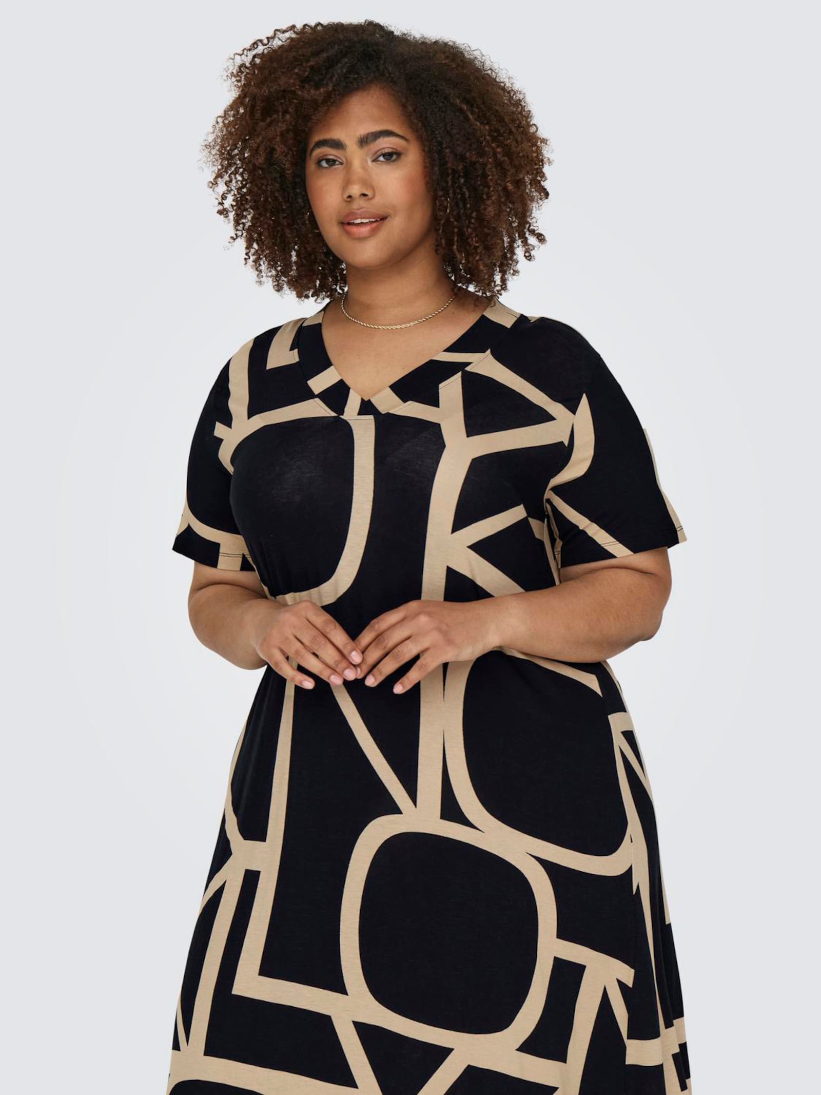 ONLY CARMAKOMA Shirtkleid - black aop:maritime great logo