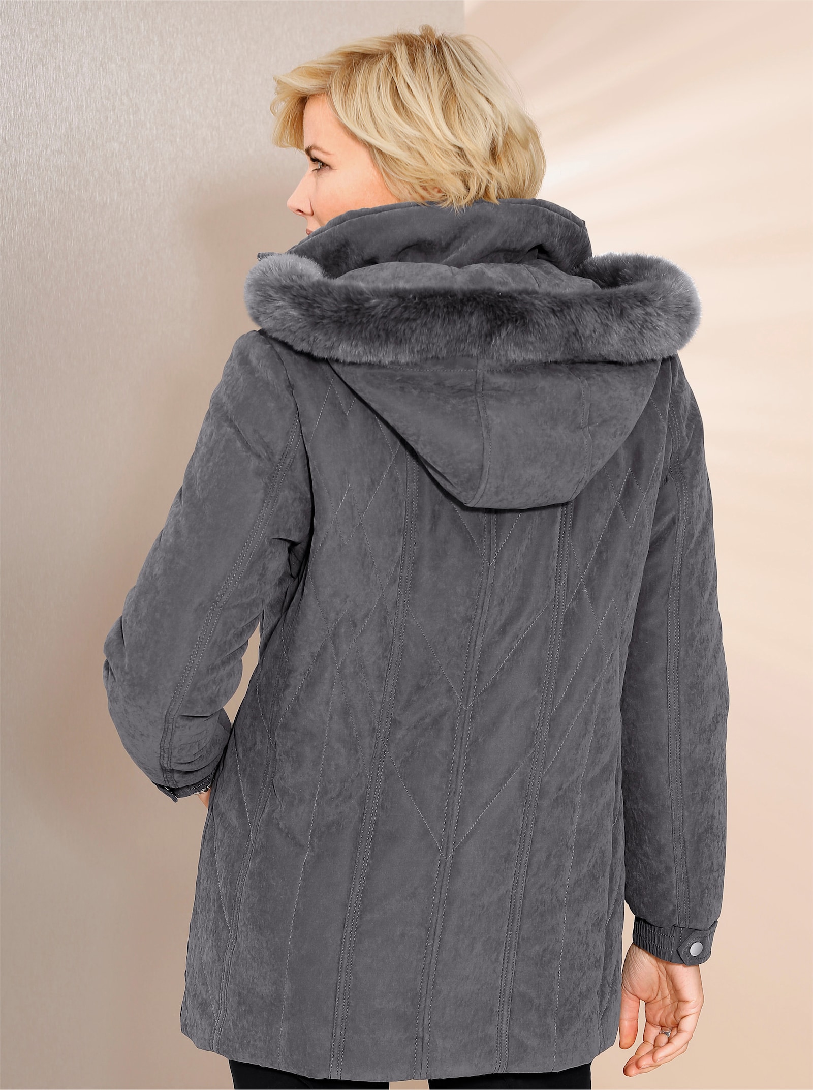 Winterjacke mit Wiener Nähten - grau