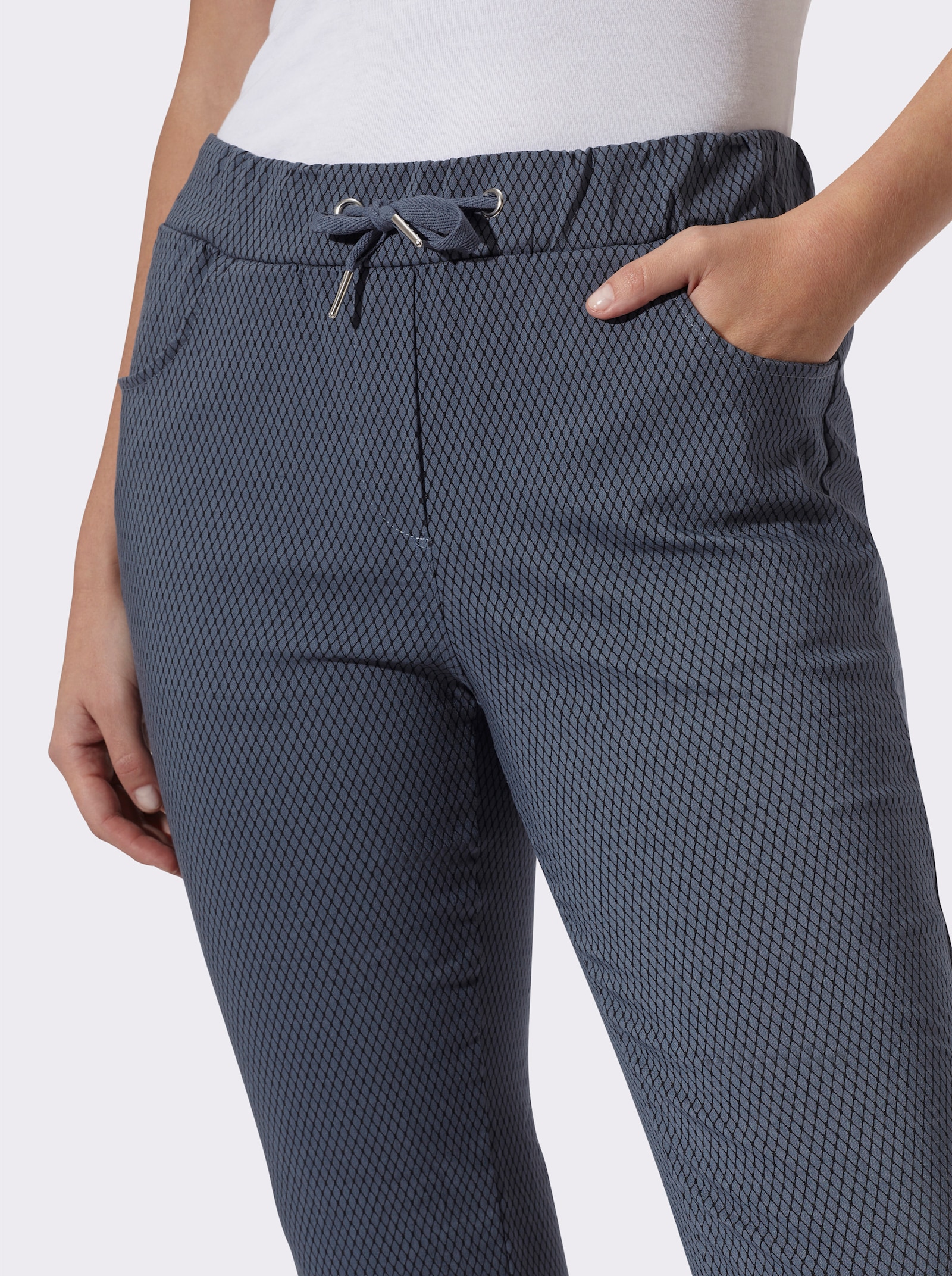 heine Druckhose in Crinkle-Optik - rauchblau-schwarz-bedruckt