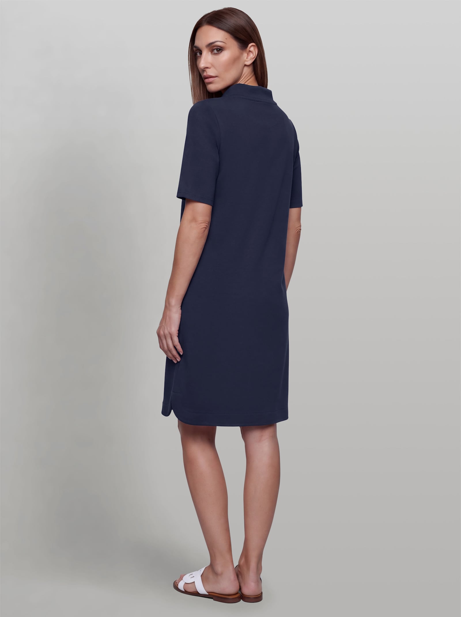 heine Freizeitkleid mit Stickerei - marine-weiß