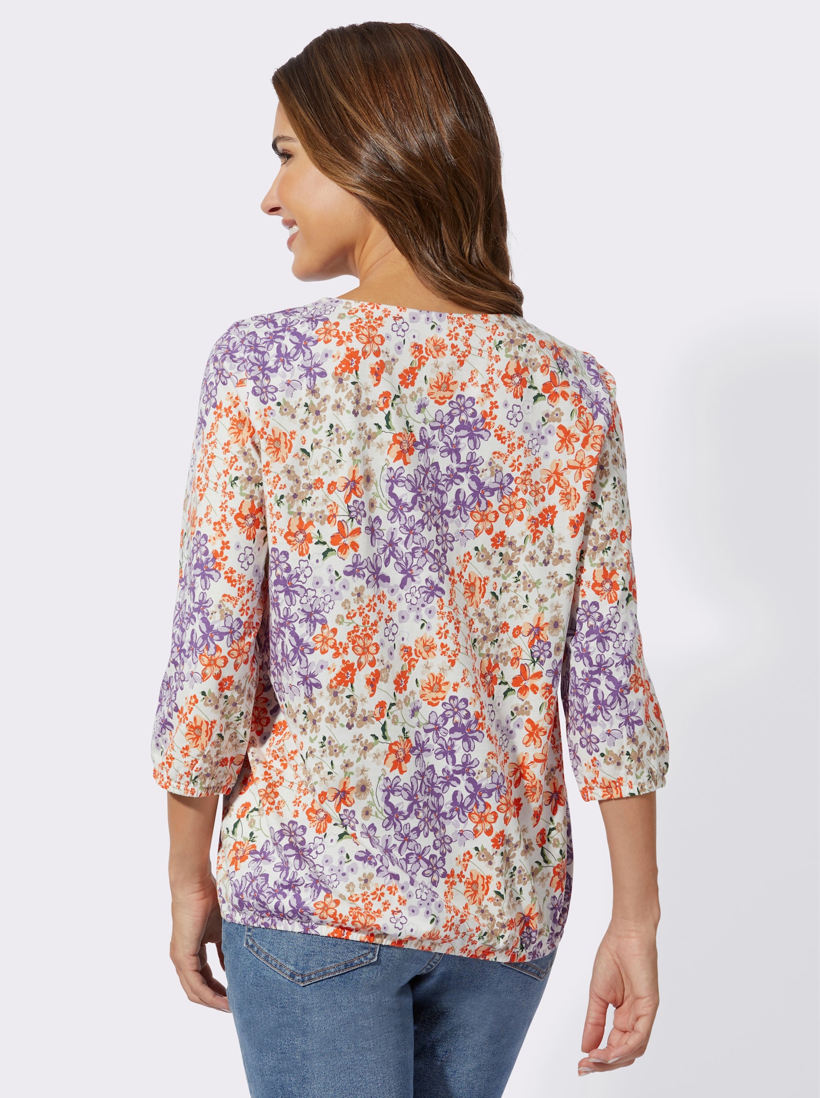 Småblommig topp med trekvartsärm - ecru-lila-med tryck