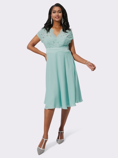 Cocktailkleid mit kunstvollem Spitzeneinsatz - kalkmint