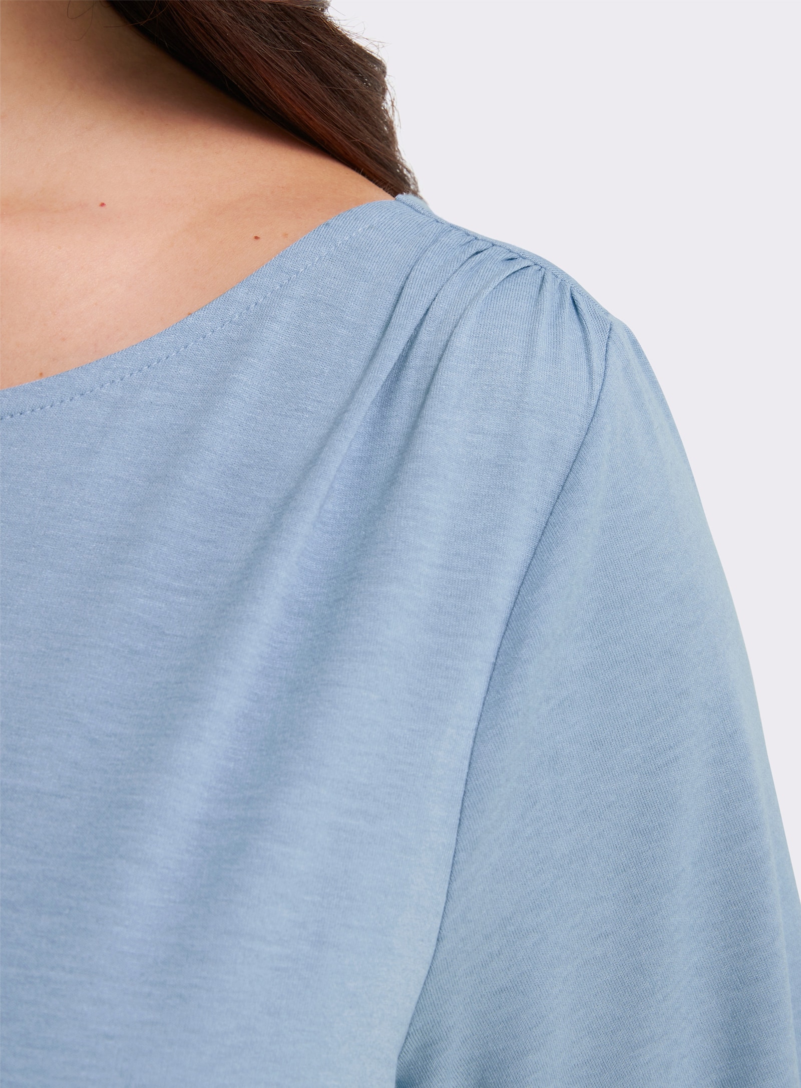 sheego Shirt mit Drapierungen in der Taille - bleu