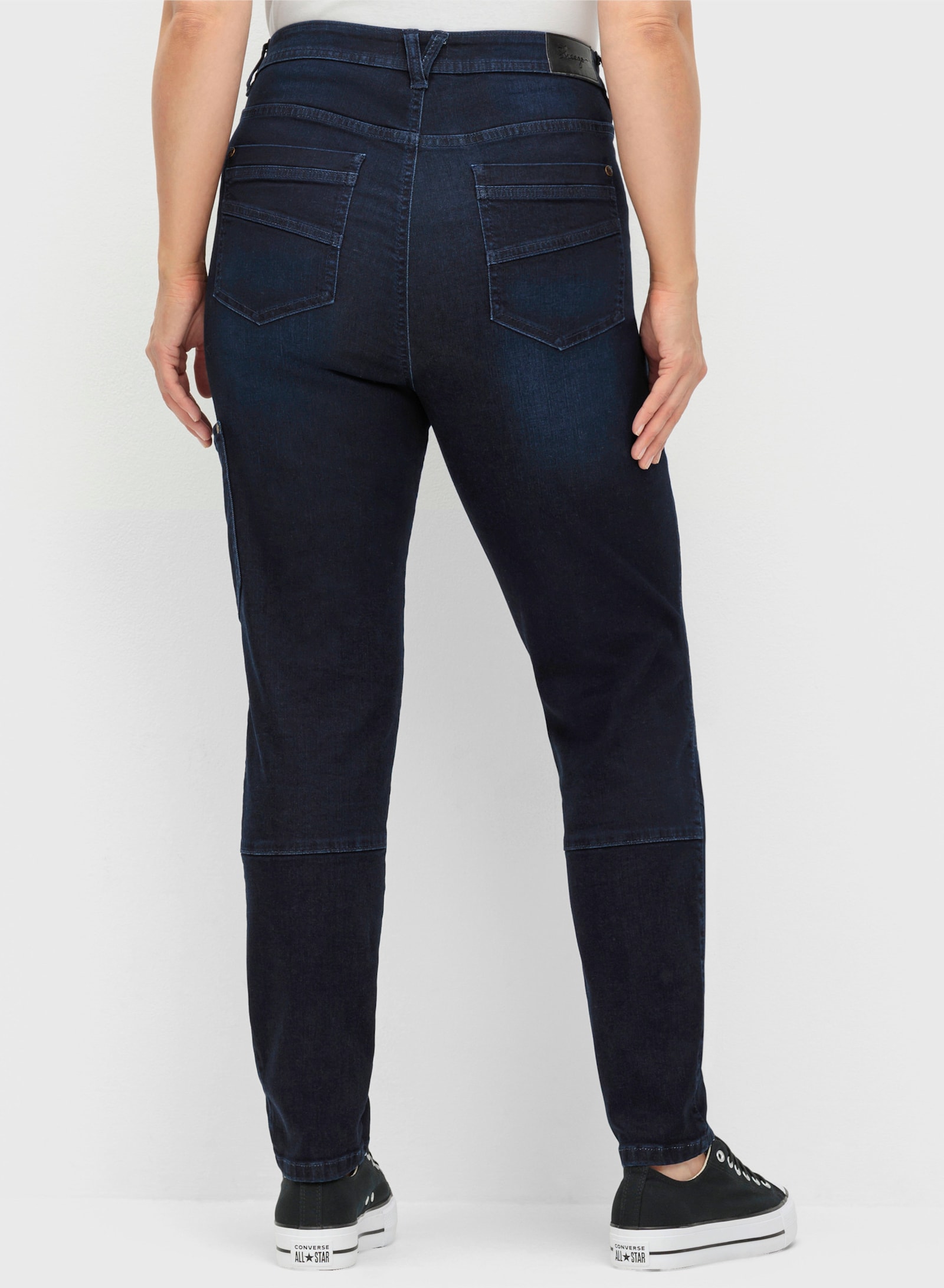 sheego Cargojeans mit schmalem Bein - dark blue denim