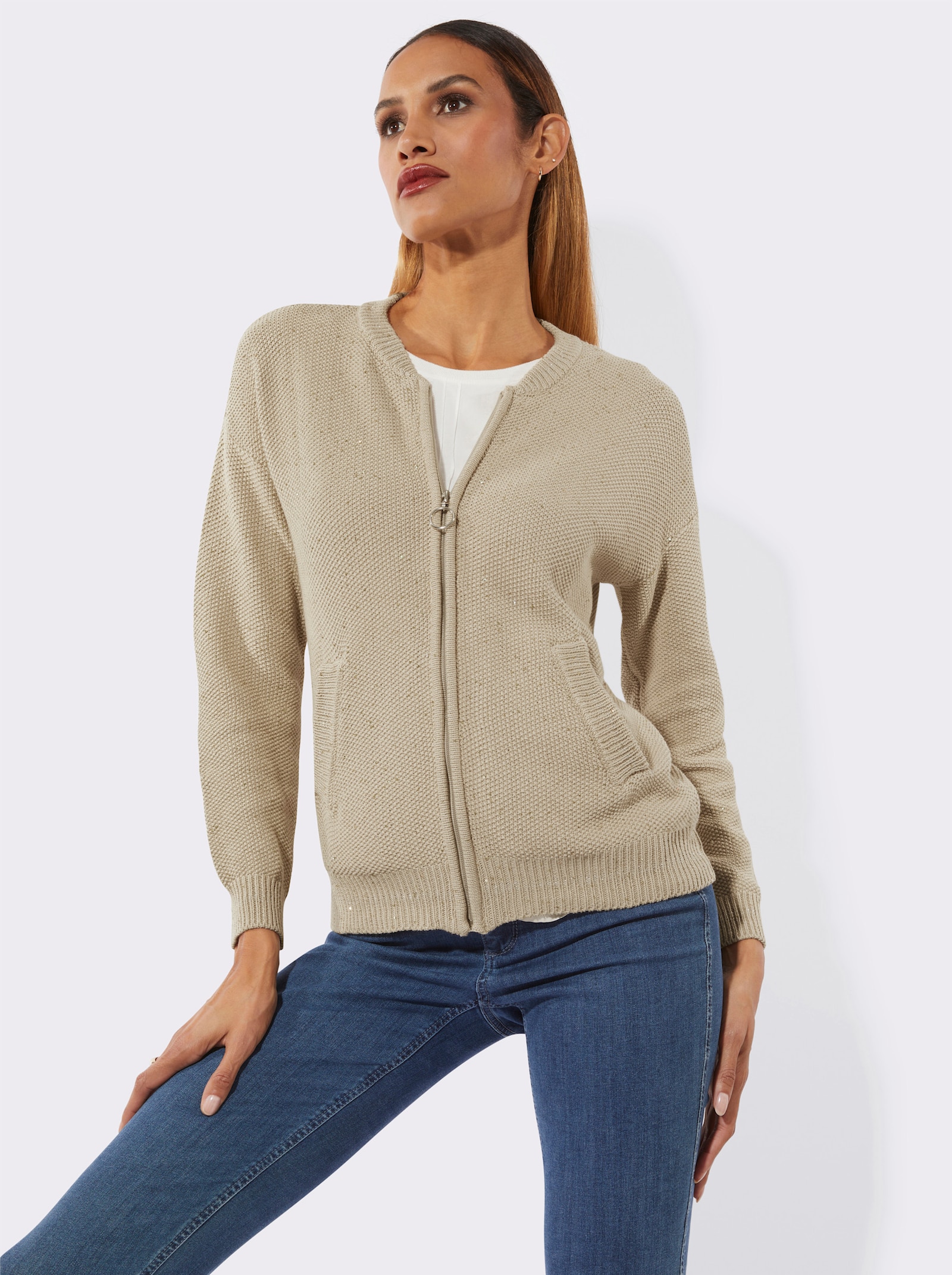 Strickjacke mit Glanzgarn und Pailletten - sand