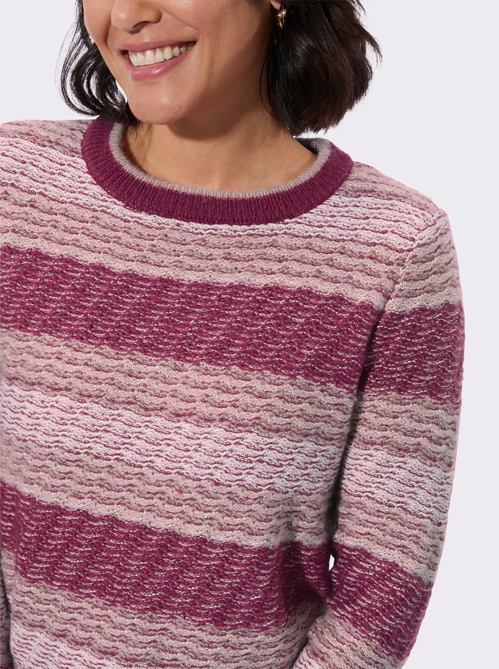 Streifenpullover mit Rundhalsausschnitt - malve-hortensie-gemustert