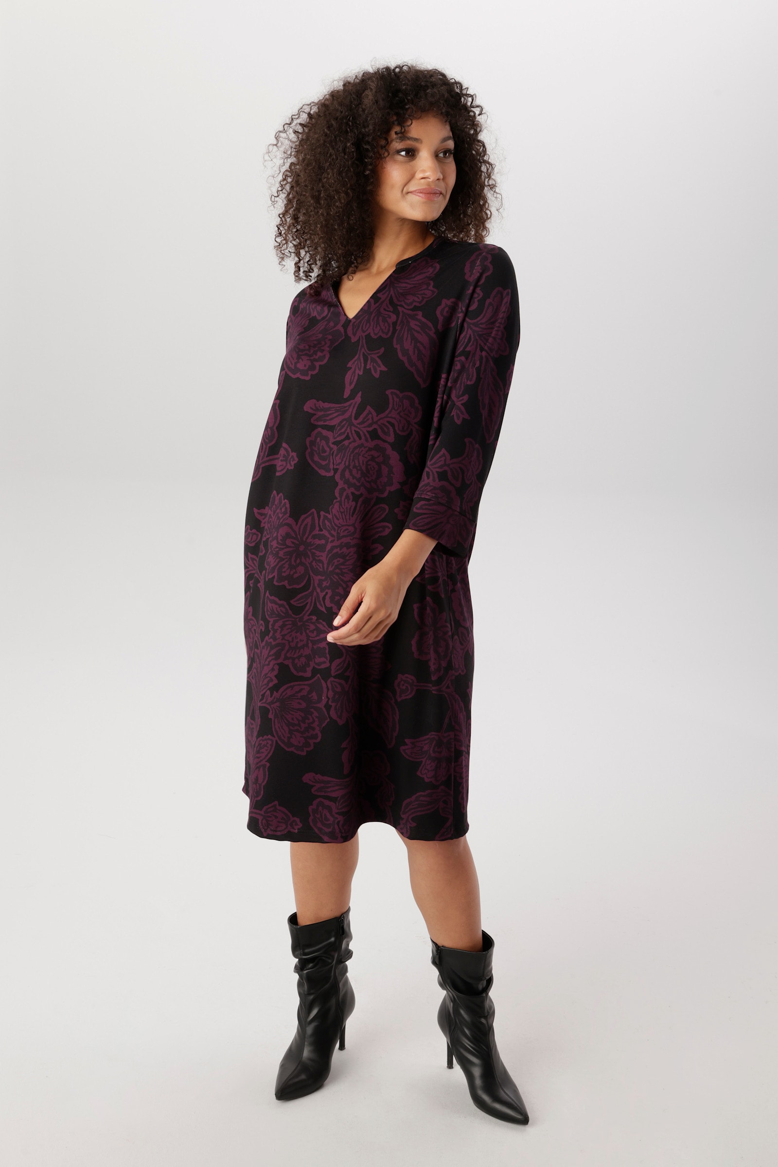 Aniston PLUS Jerseykleid - schwarz-bordeaux